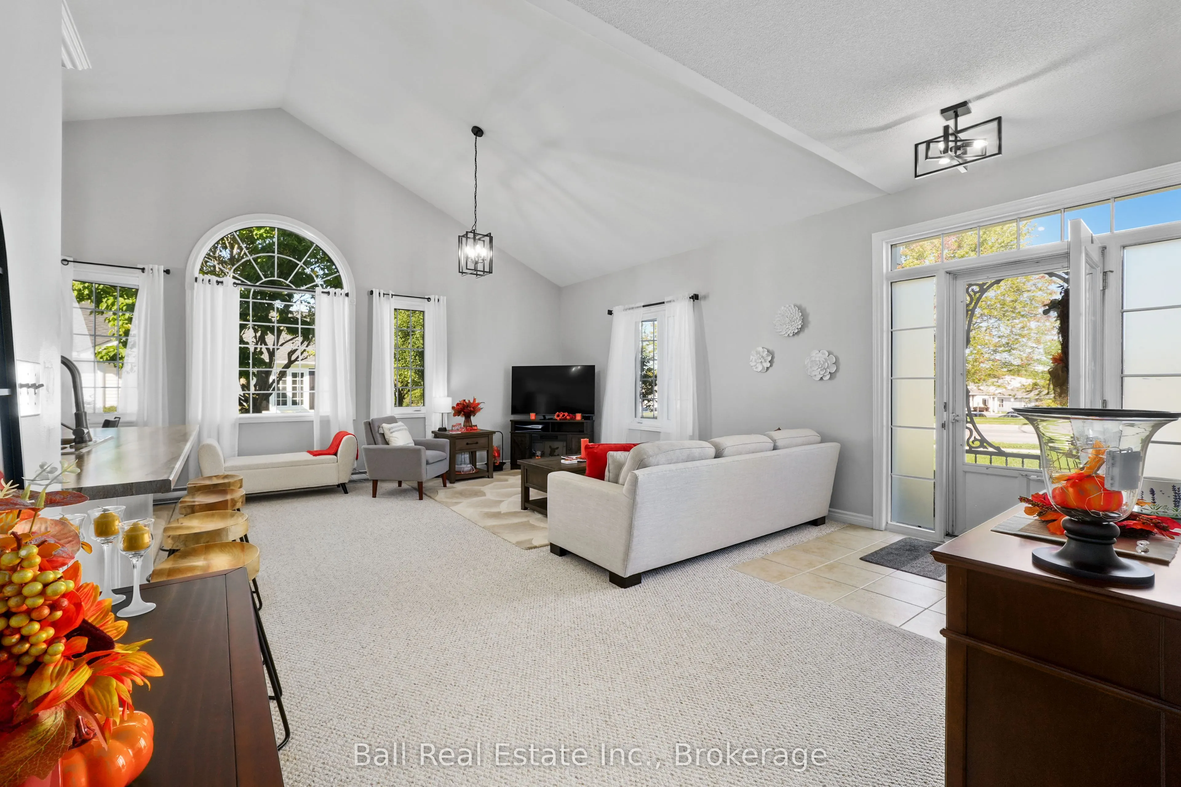1055 Birchwood Trail #303