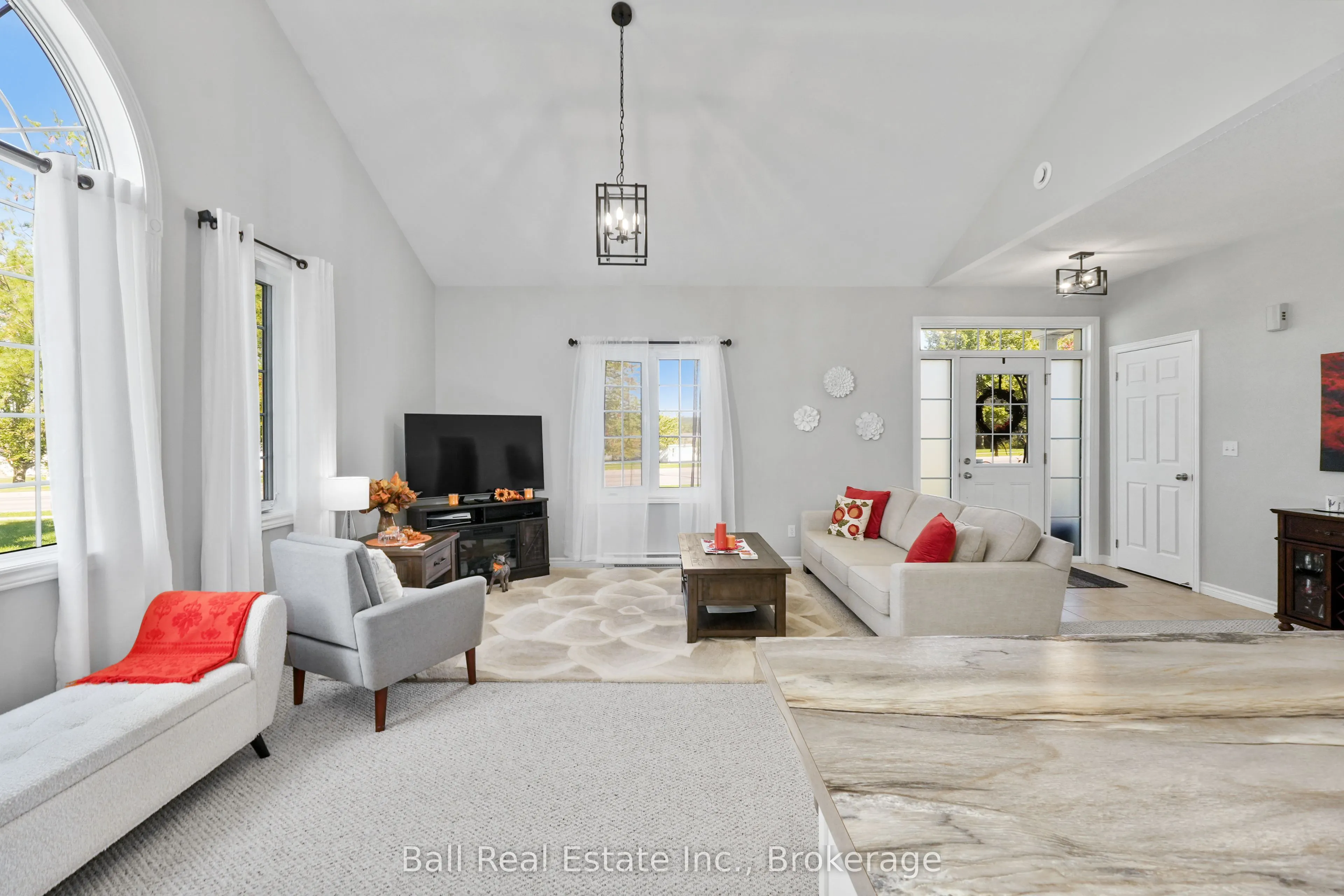 1055 Birchwood Trail #303