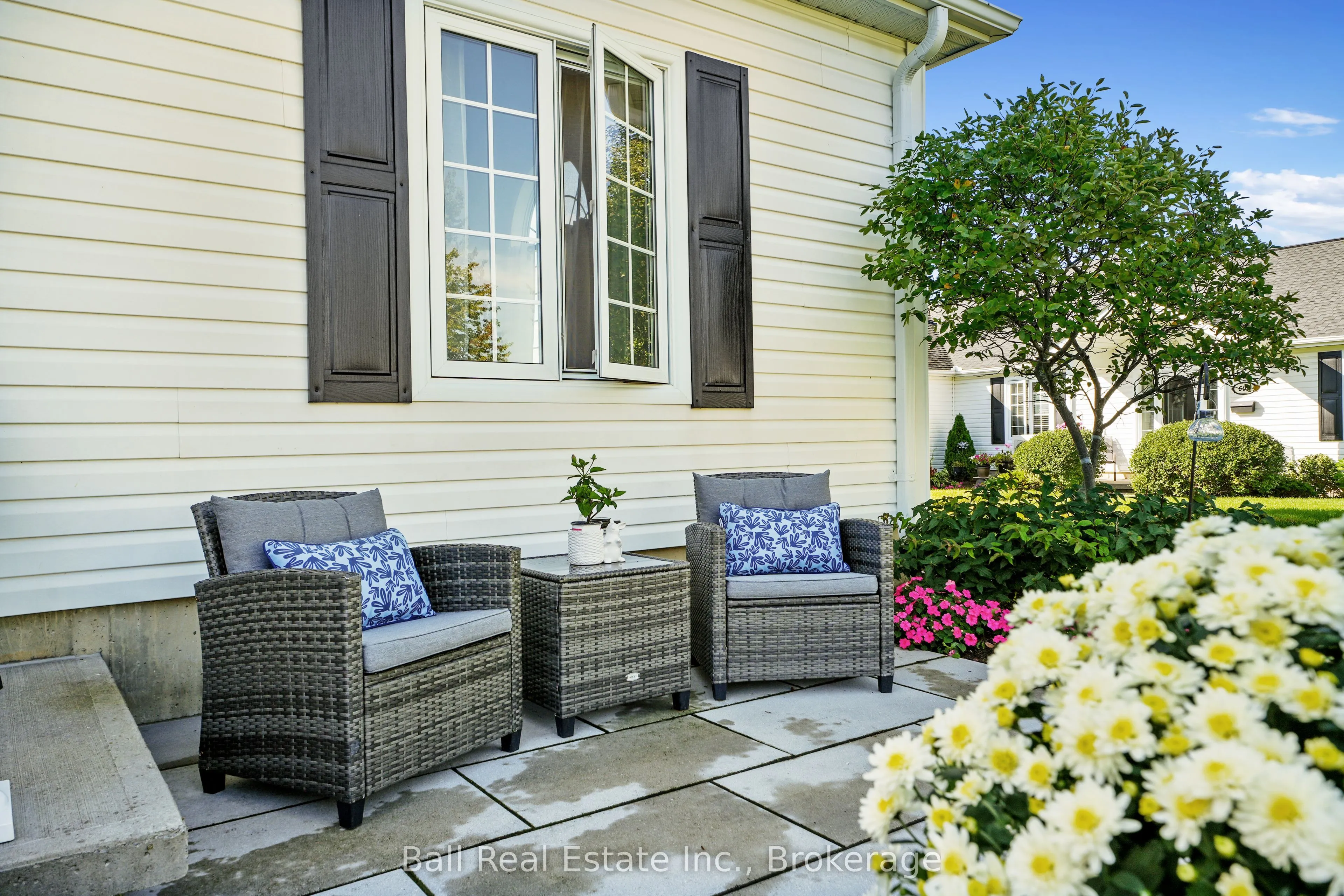1055 Birchwood Trail #303