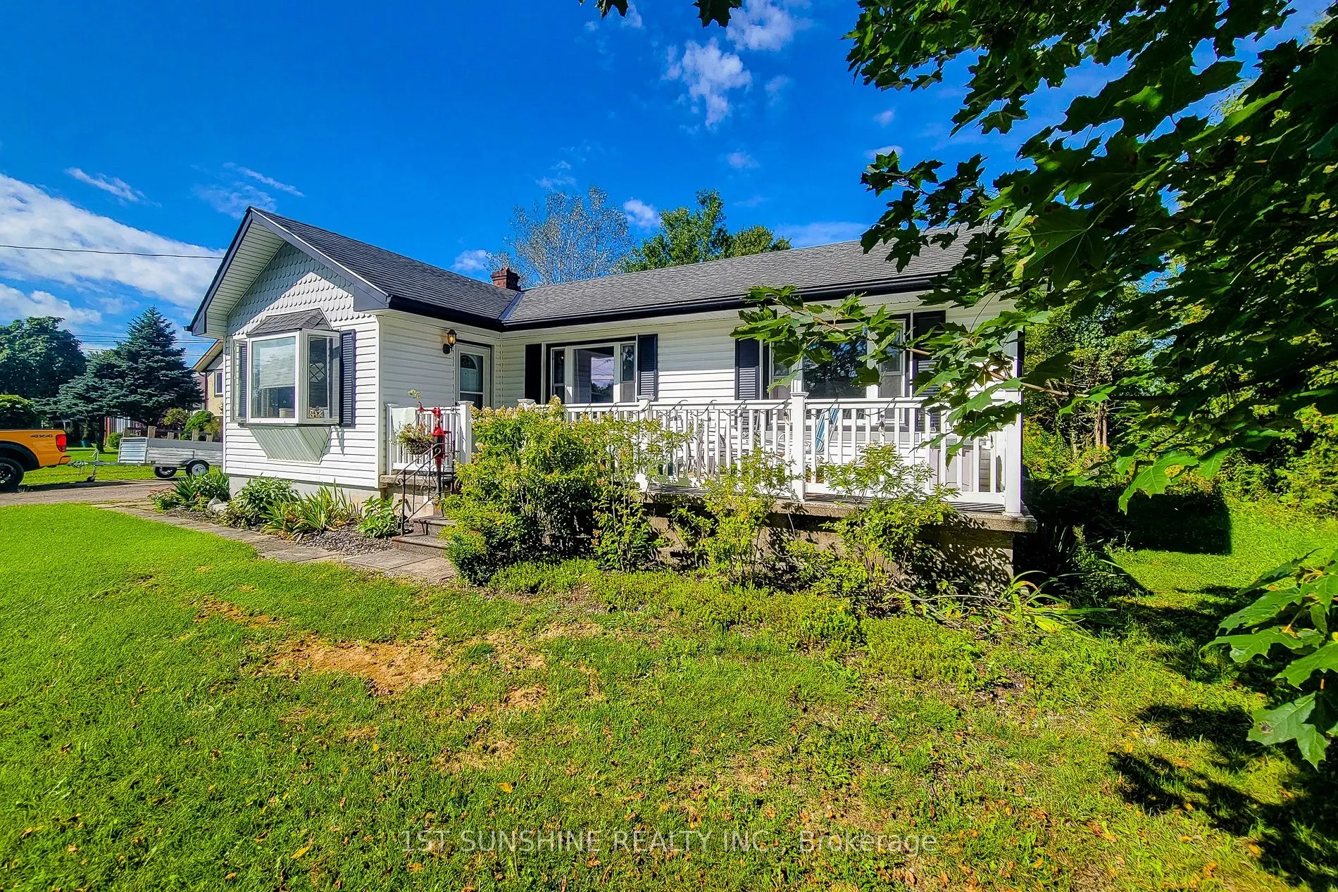 306 RIVERSIDE Drive
