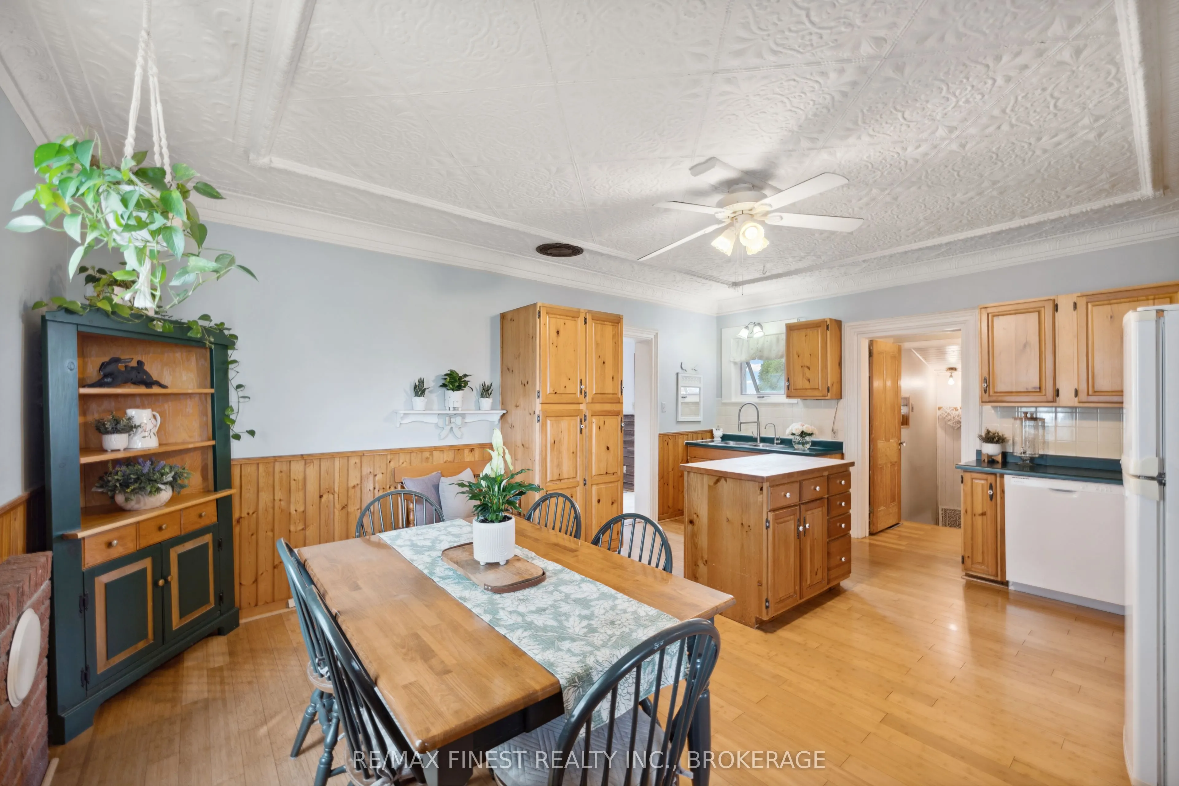 4876 County Road 6