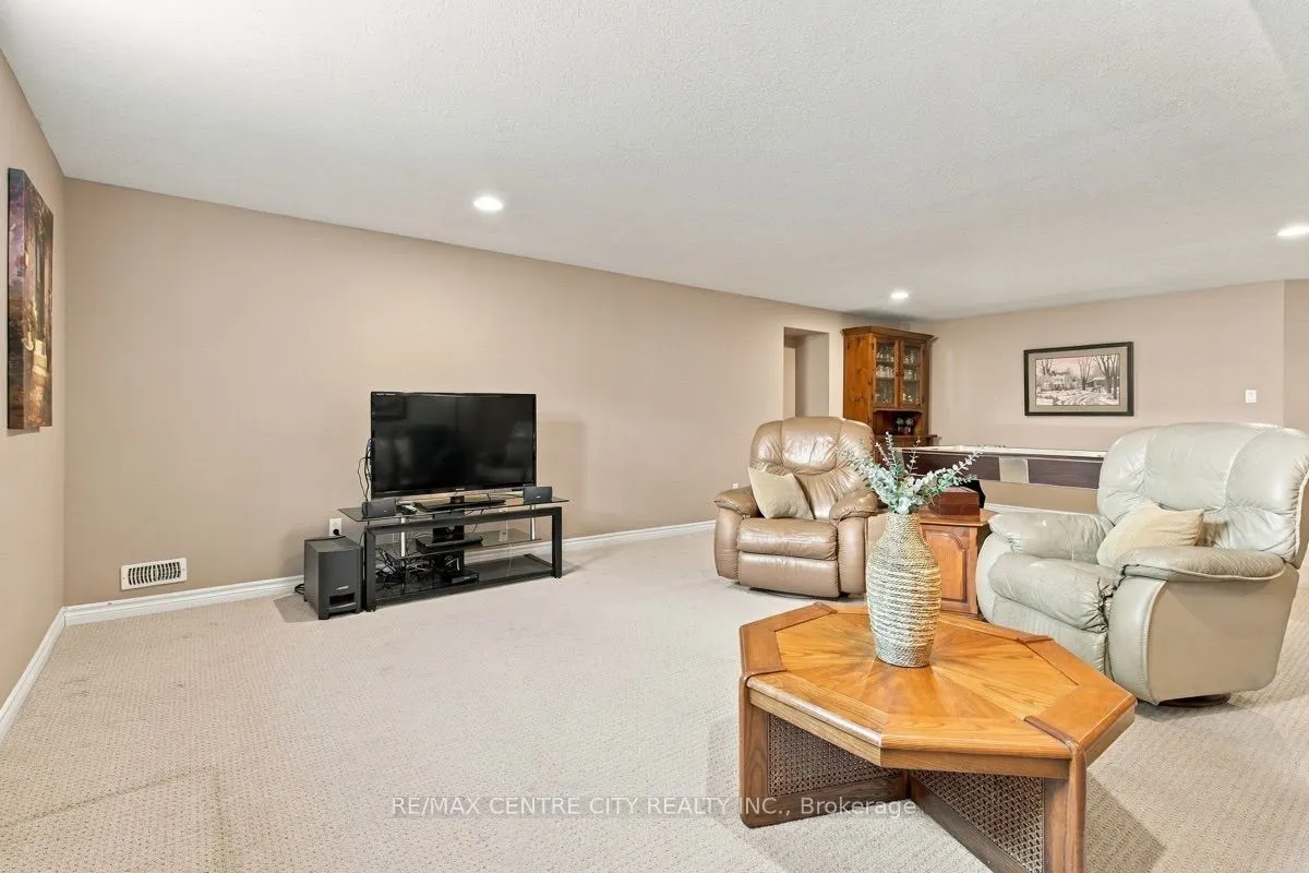 68 Willow Ridge Road