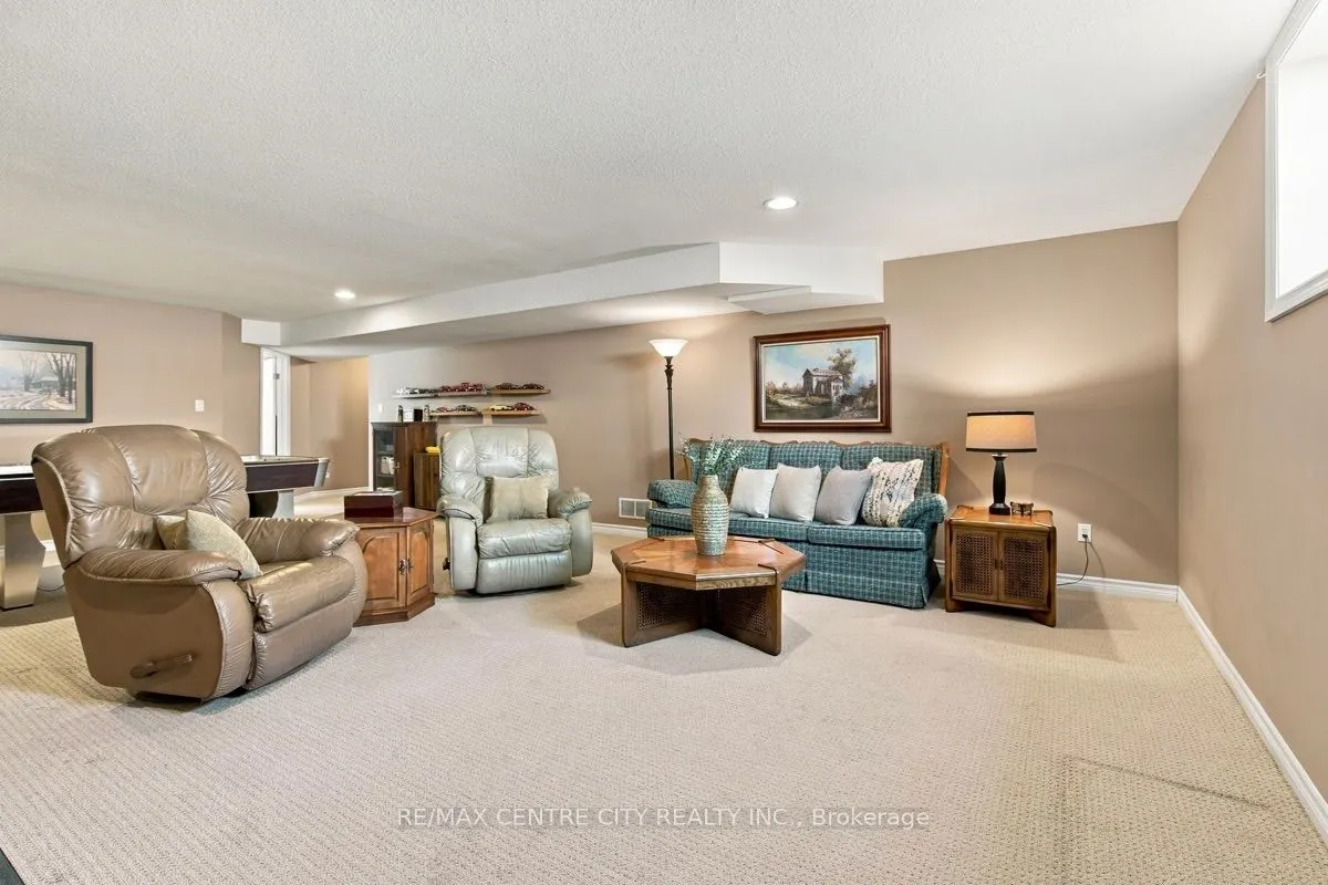 68 Willow Ridge Road