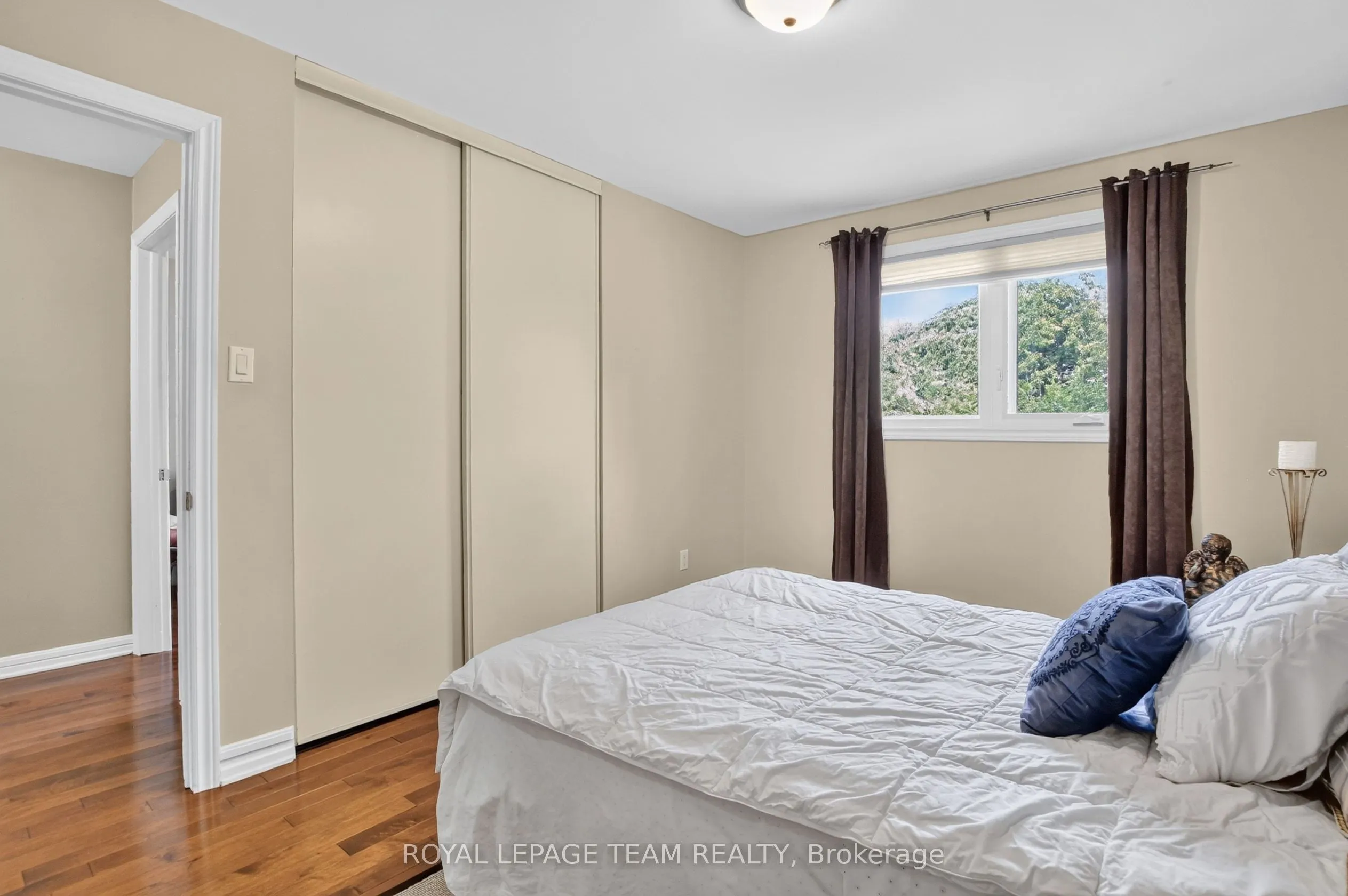 61 Amberwood Crescent