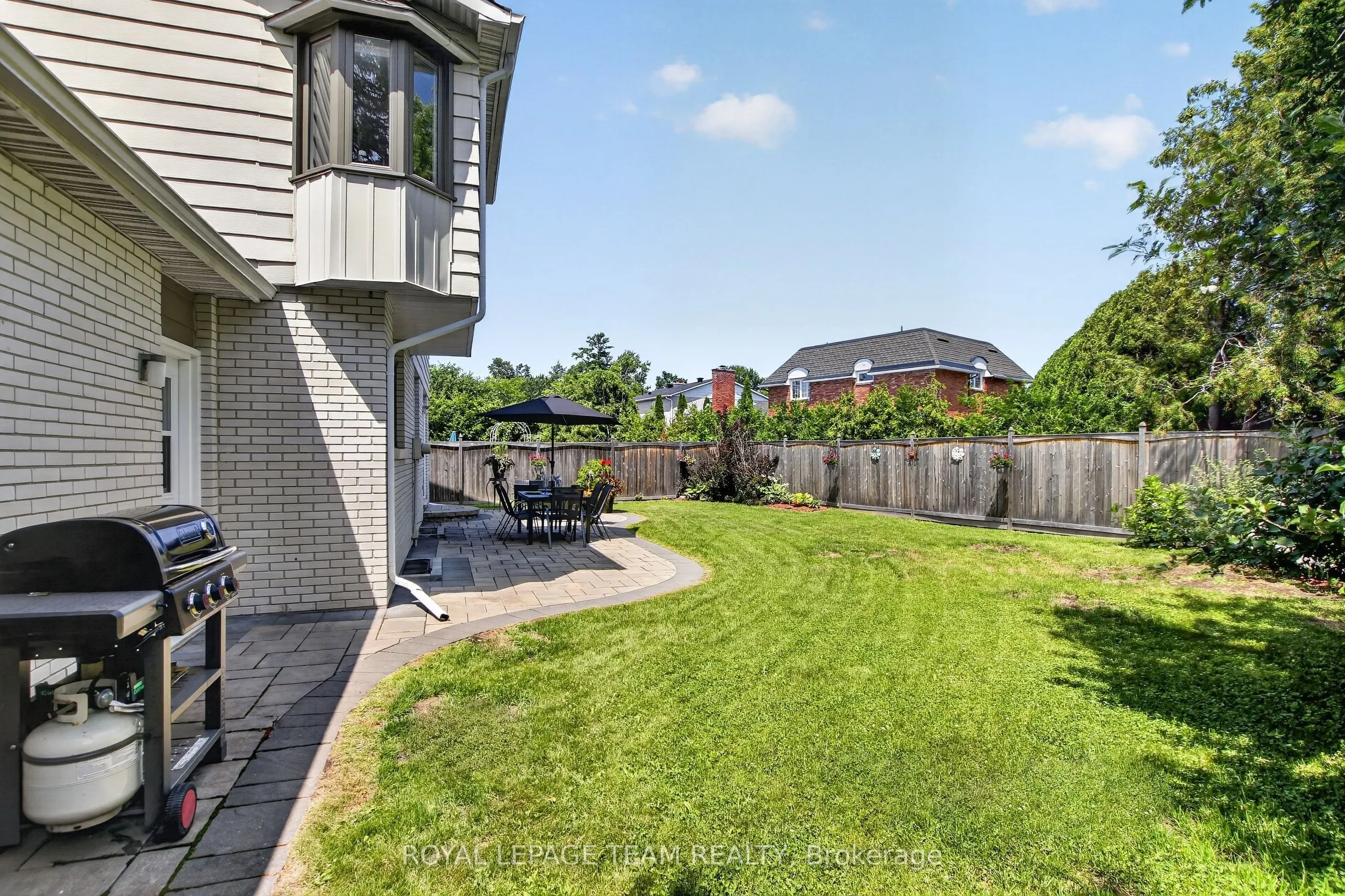 61 Amberwood Crescent