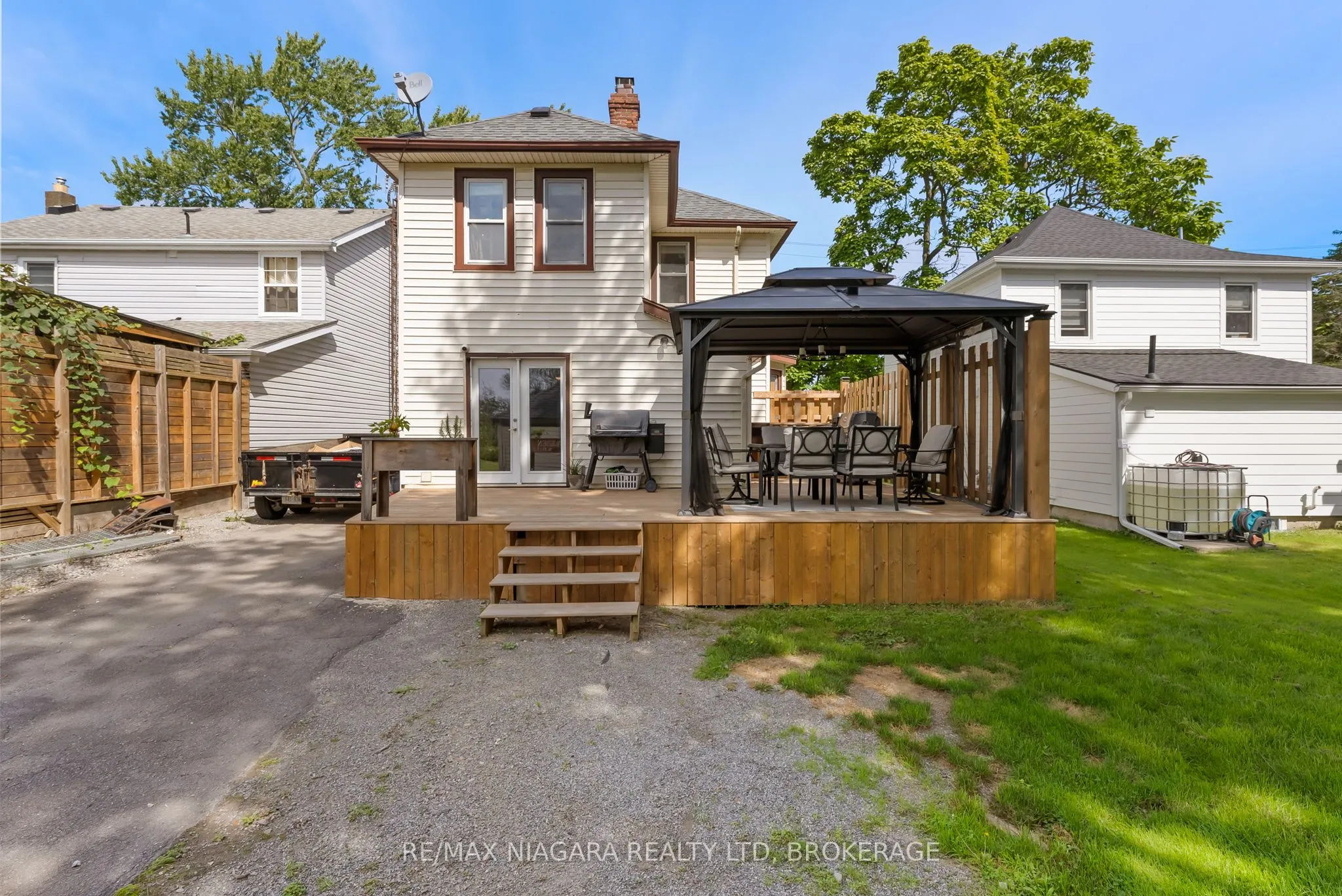 63 Bridge Street W