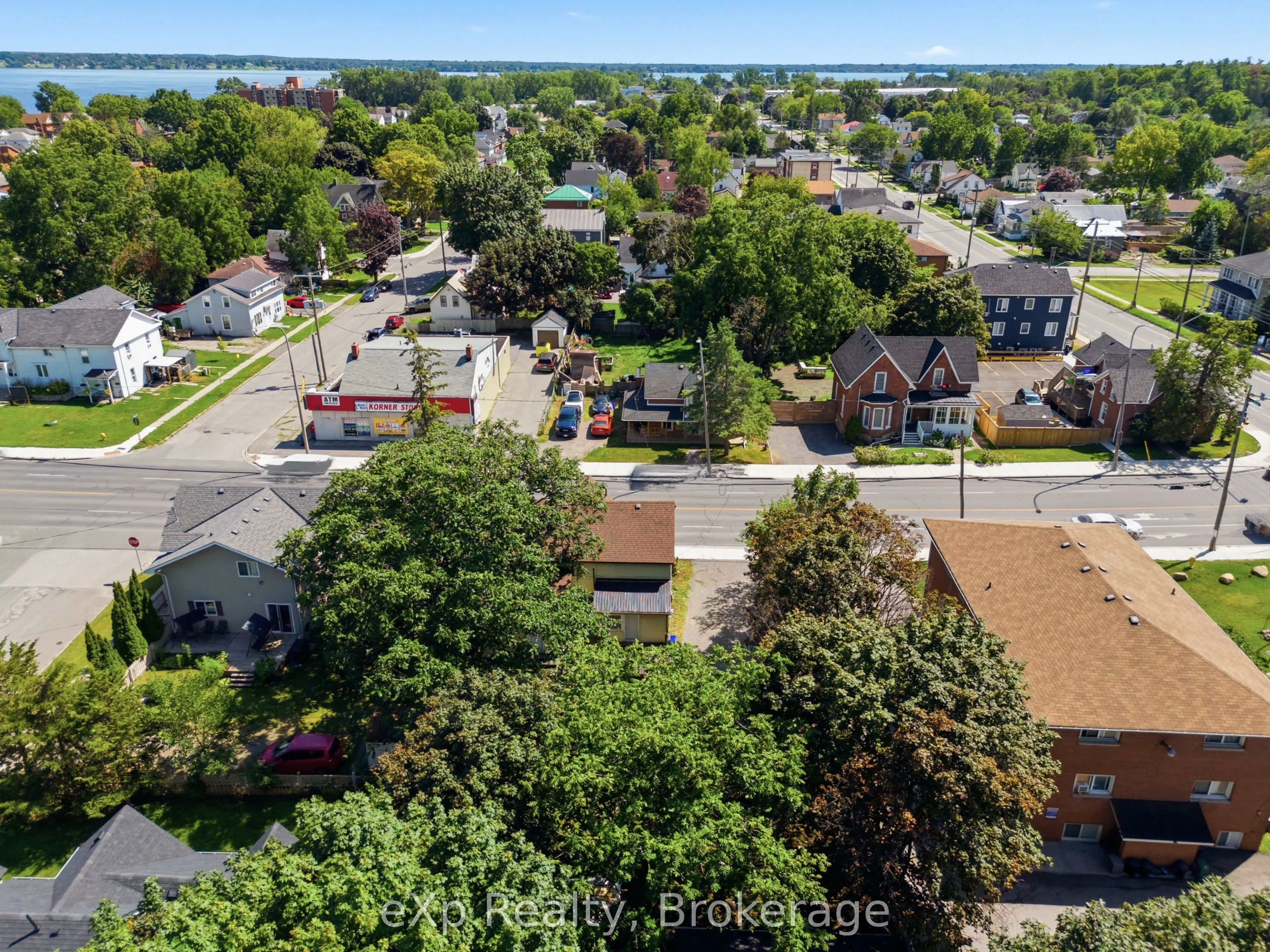 188 Dundas Street W