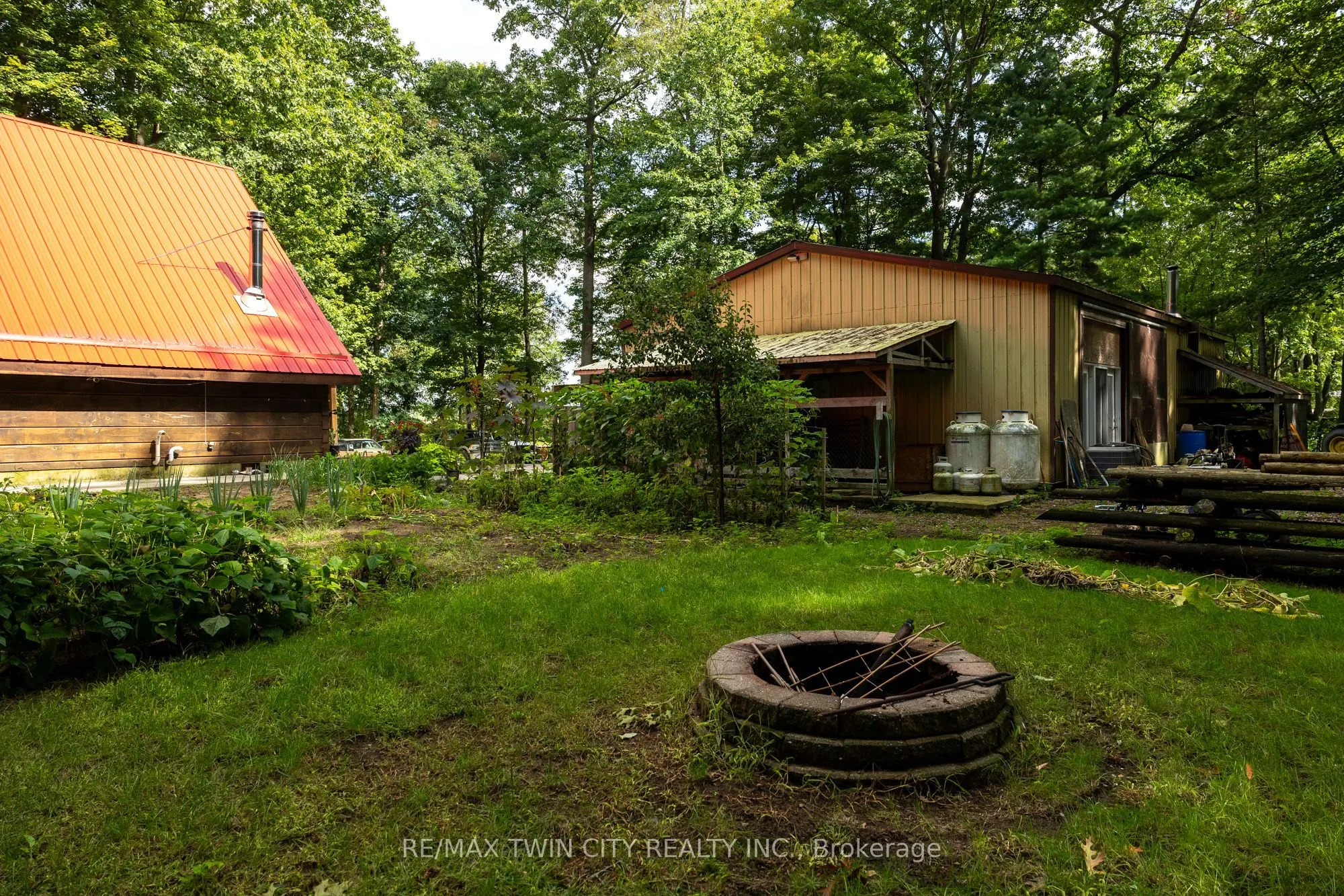 2605 WINDHAM EAST QUARTER LINE Road