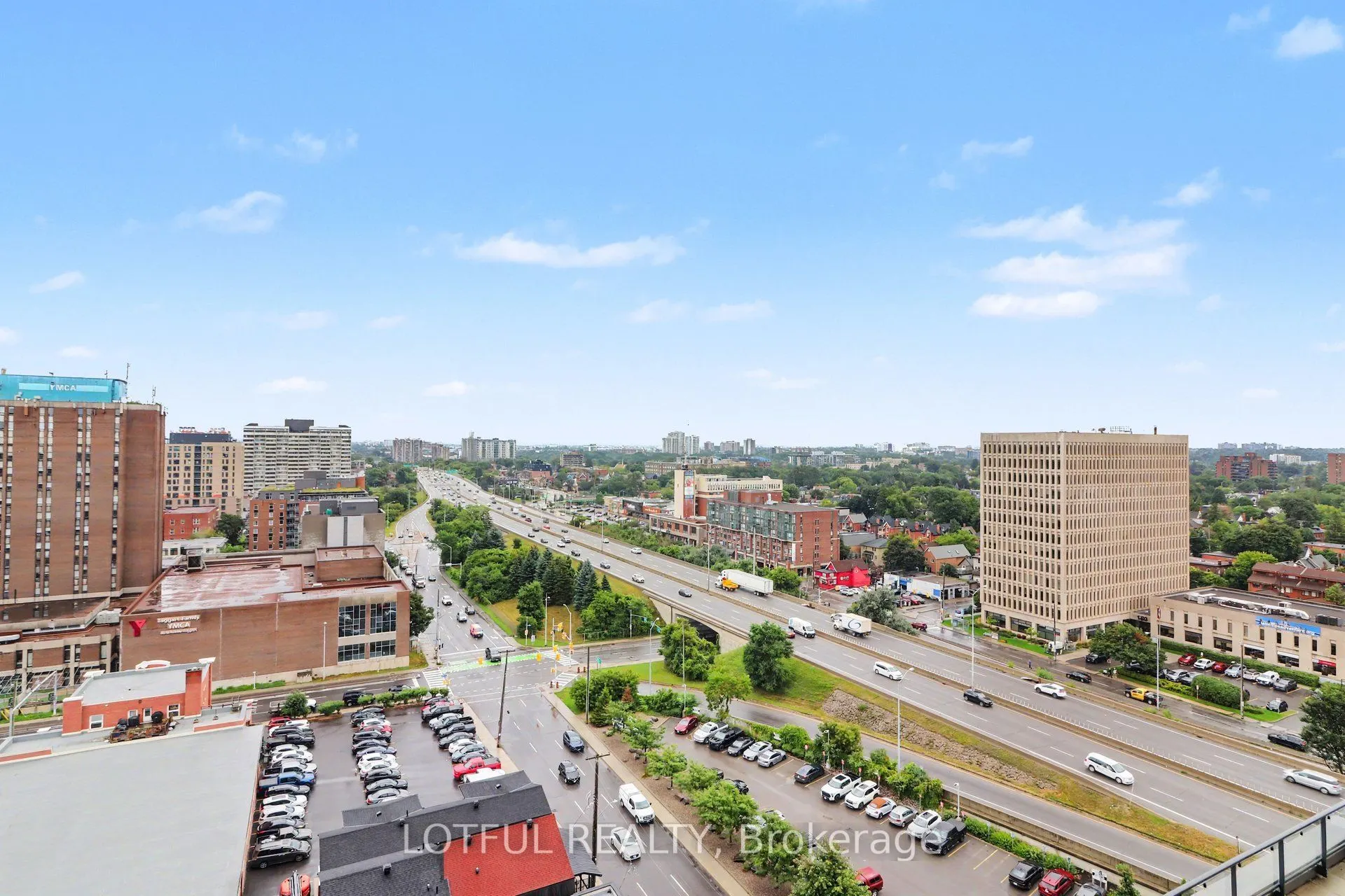 203 Catherine Street #1309