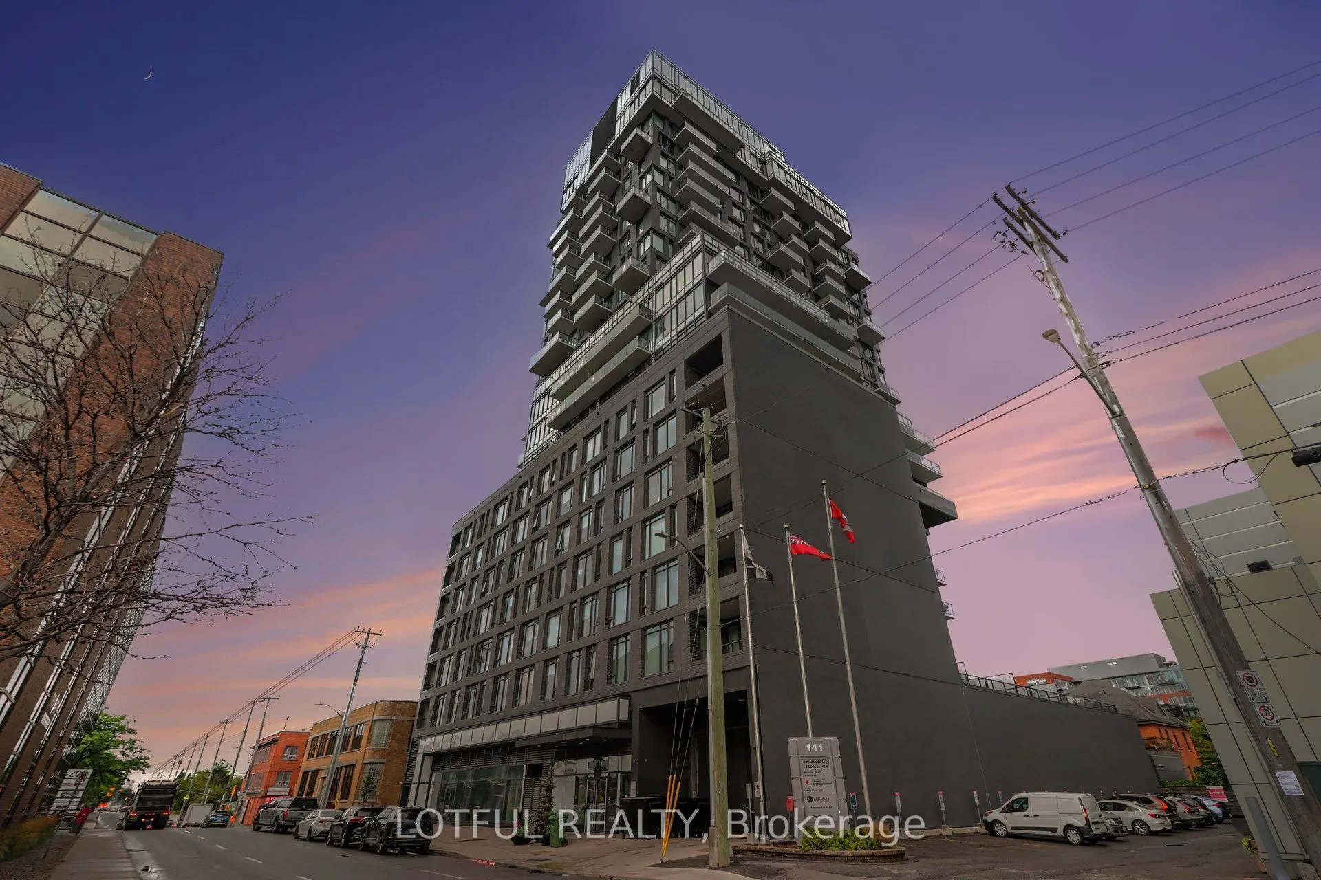 203 Catherine Street #1309
