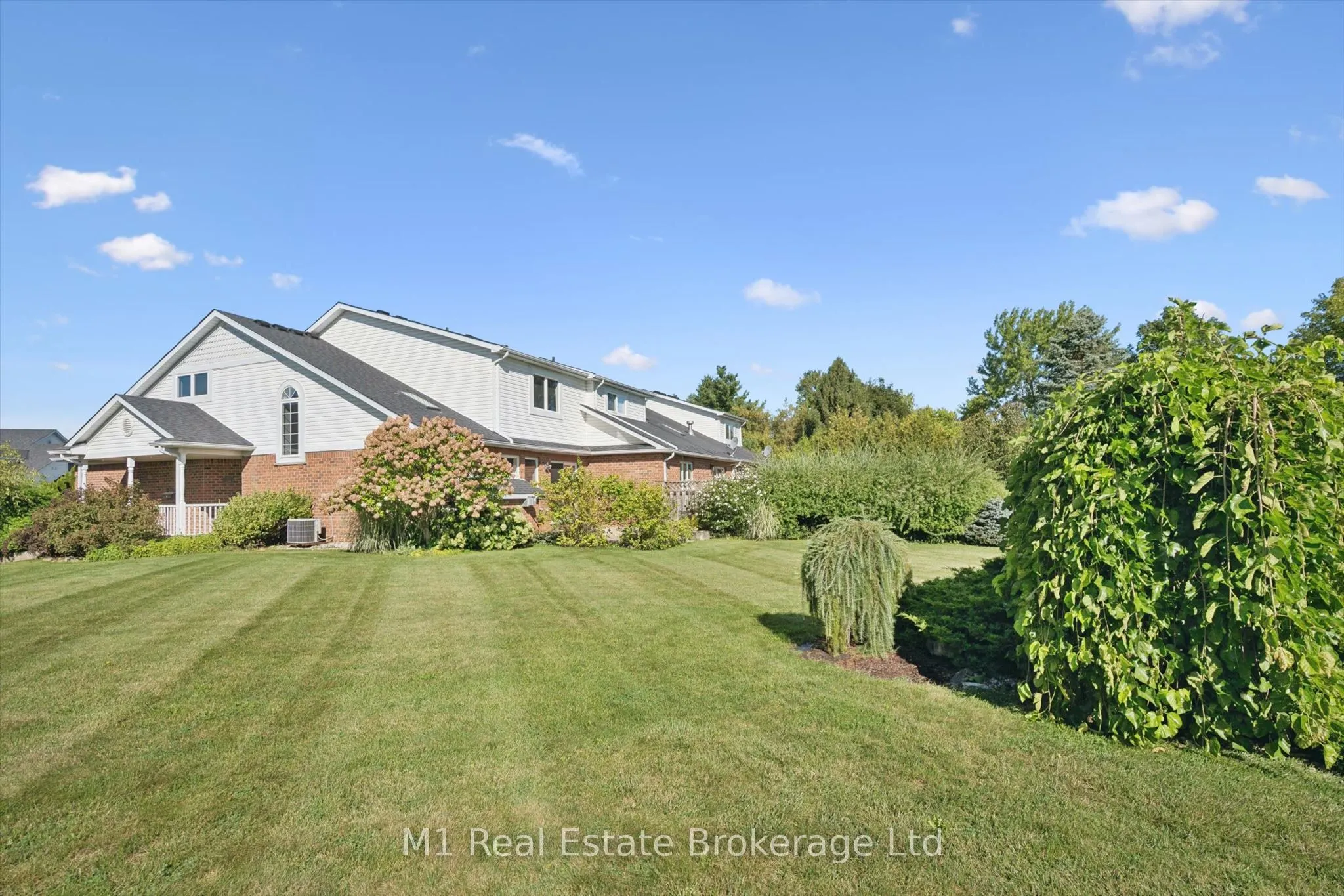 105 Riverwalk Place