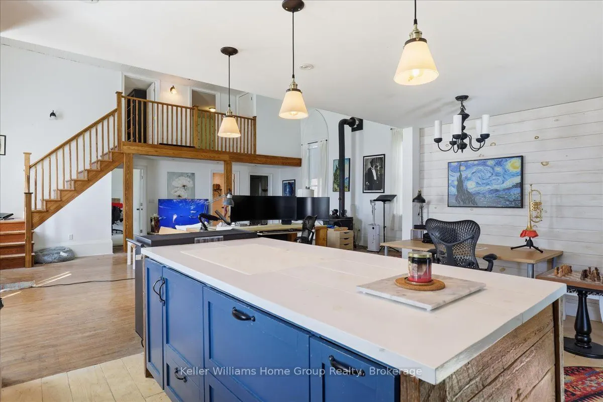 44 2nd Avenue