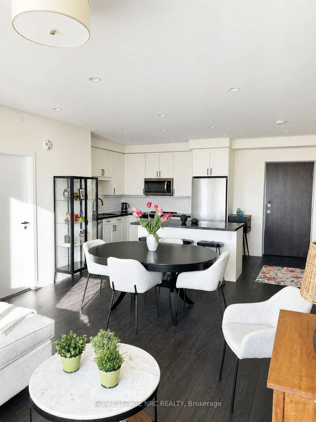 118 West Street #604