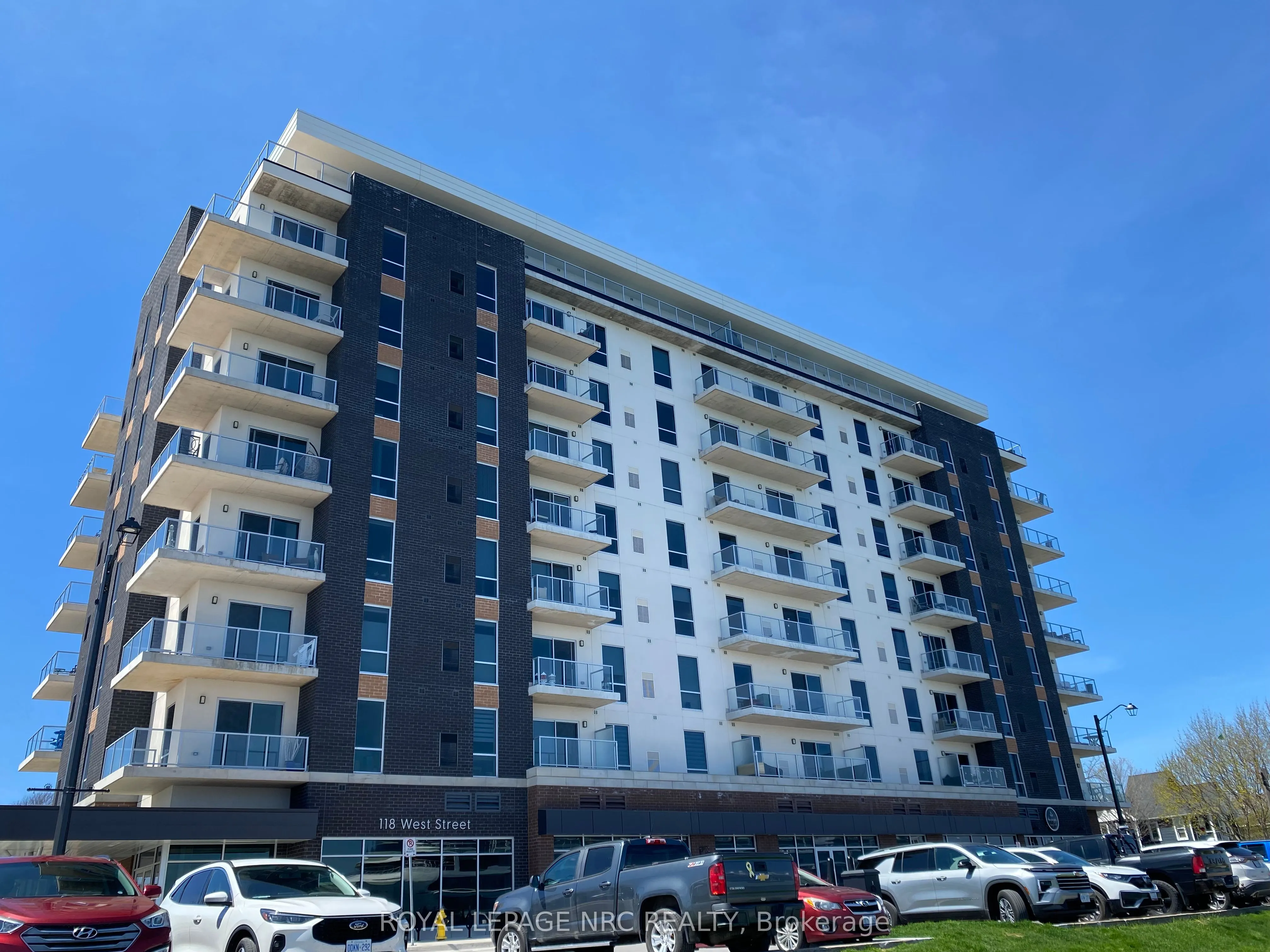 118 West Street #604