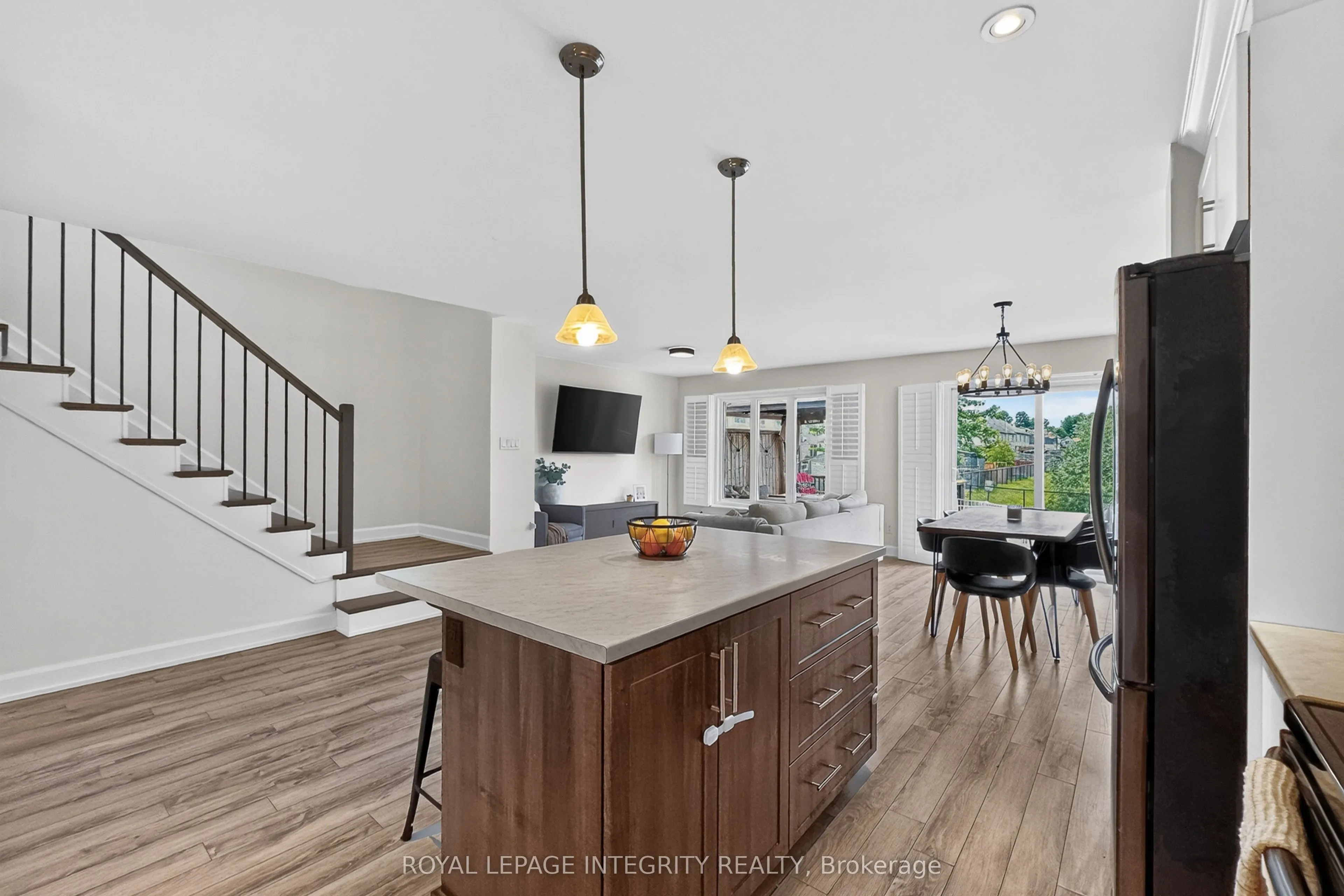 198 Bourdeau Boulevard