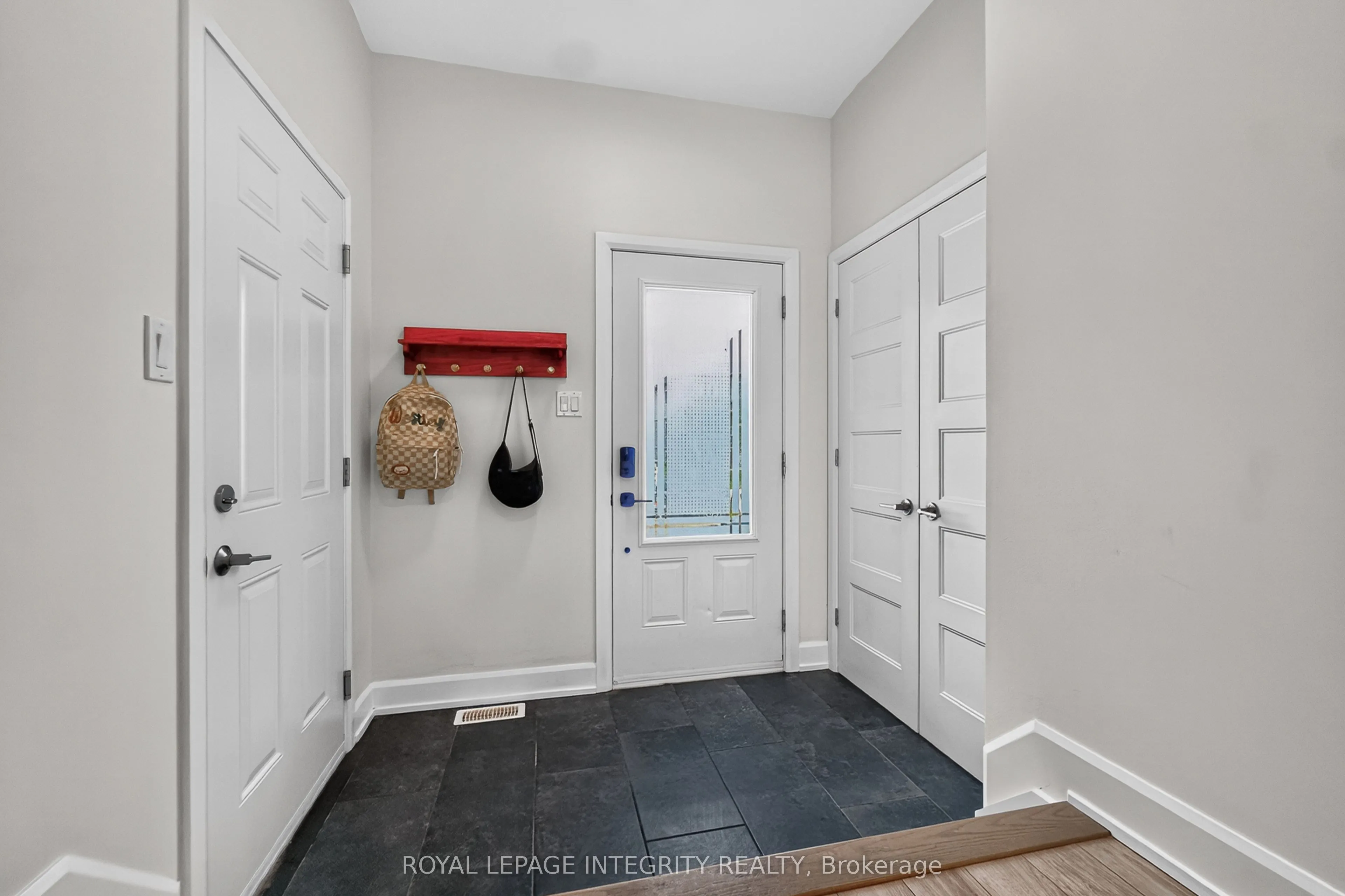 198 Bourdeau Boulevard