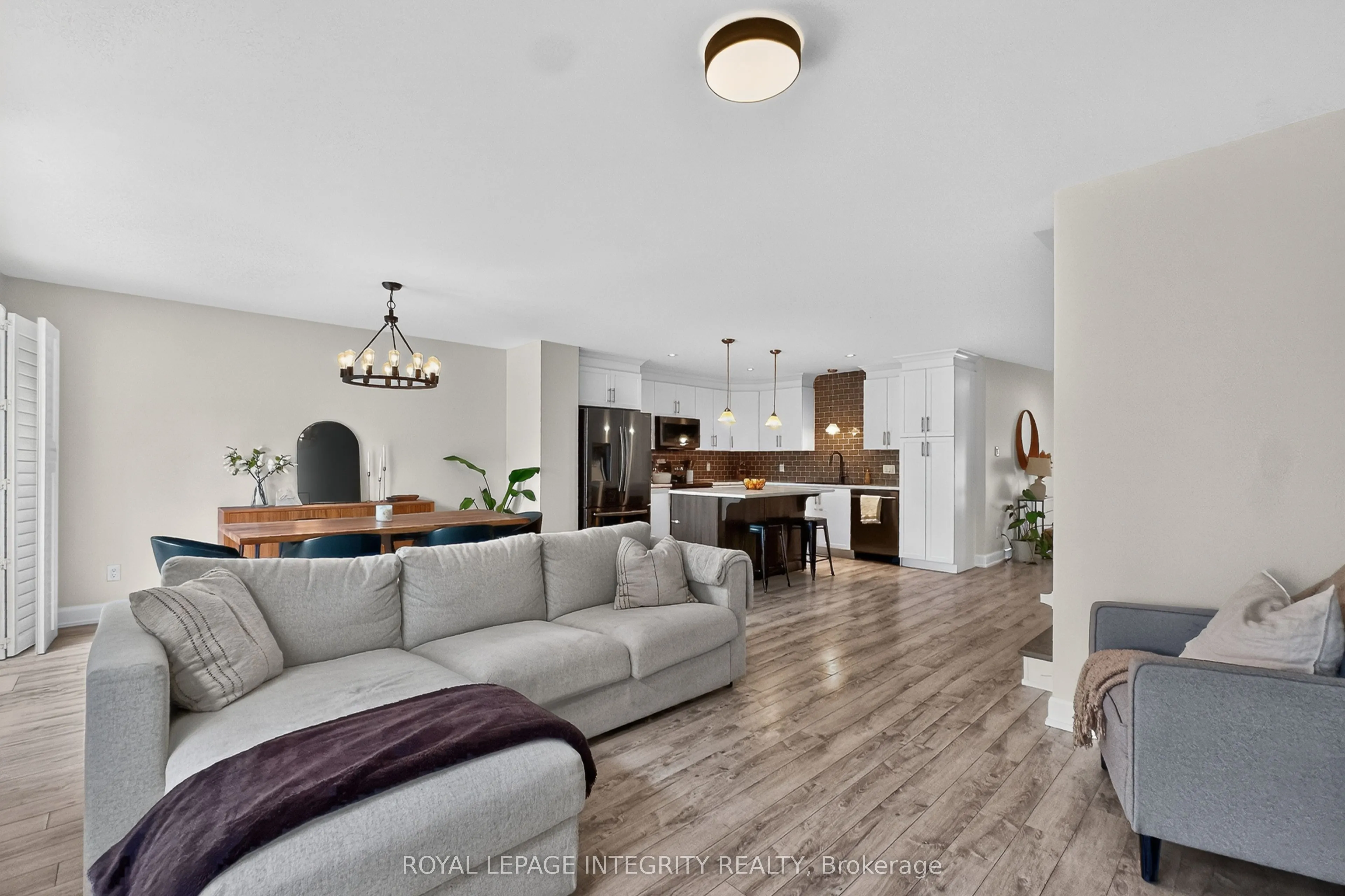 198 Bourdeau Boulevard