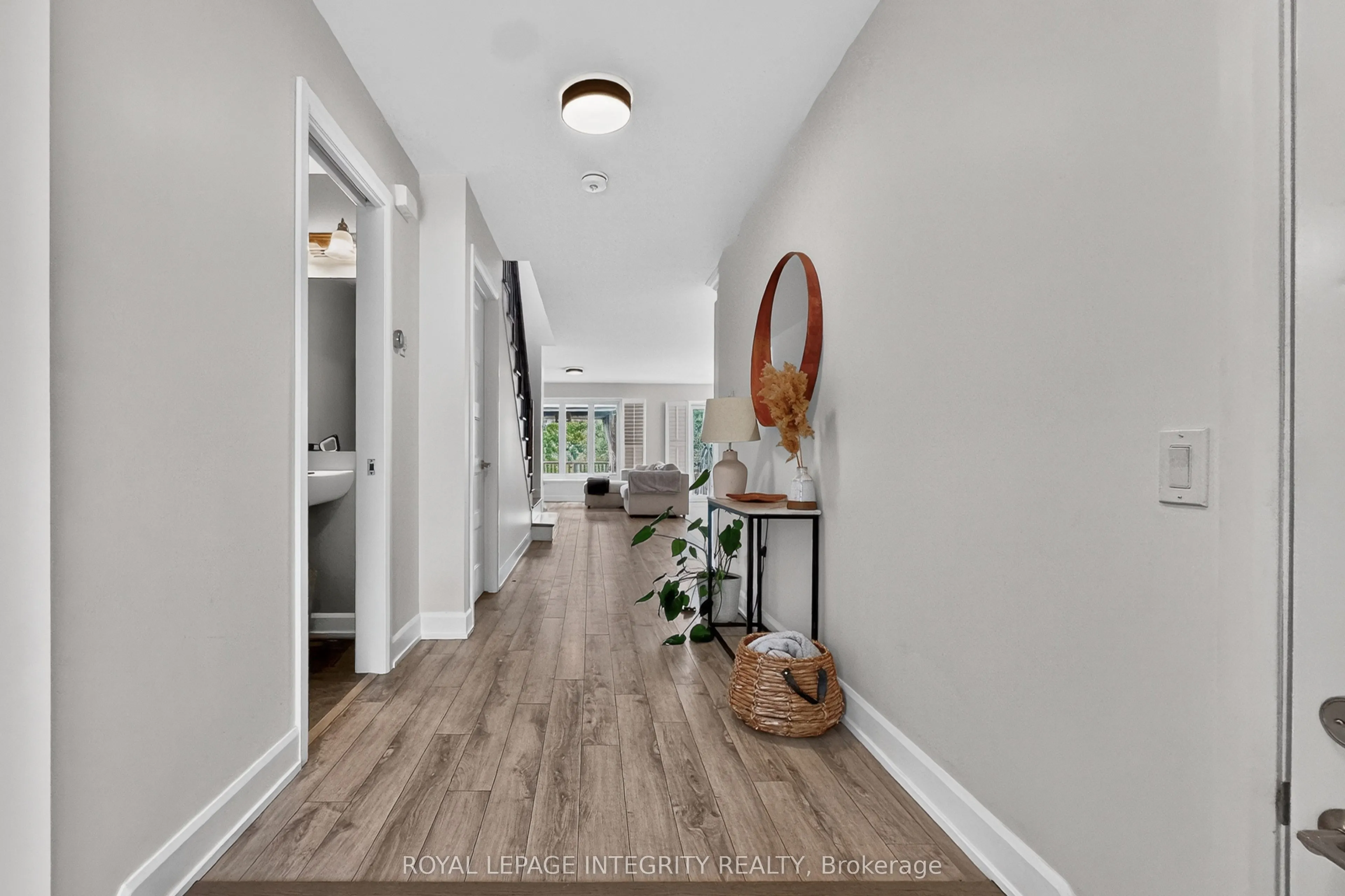 198 Bourdeau Boulevard