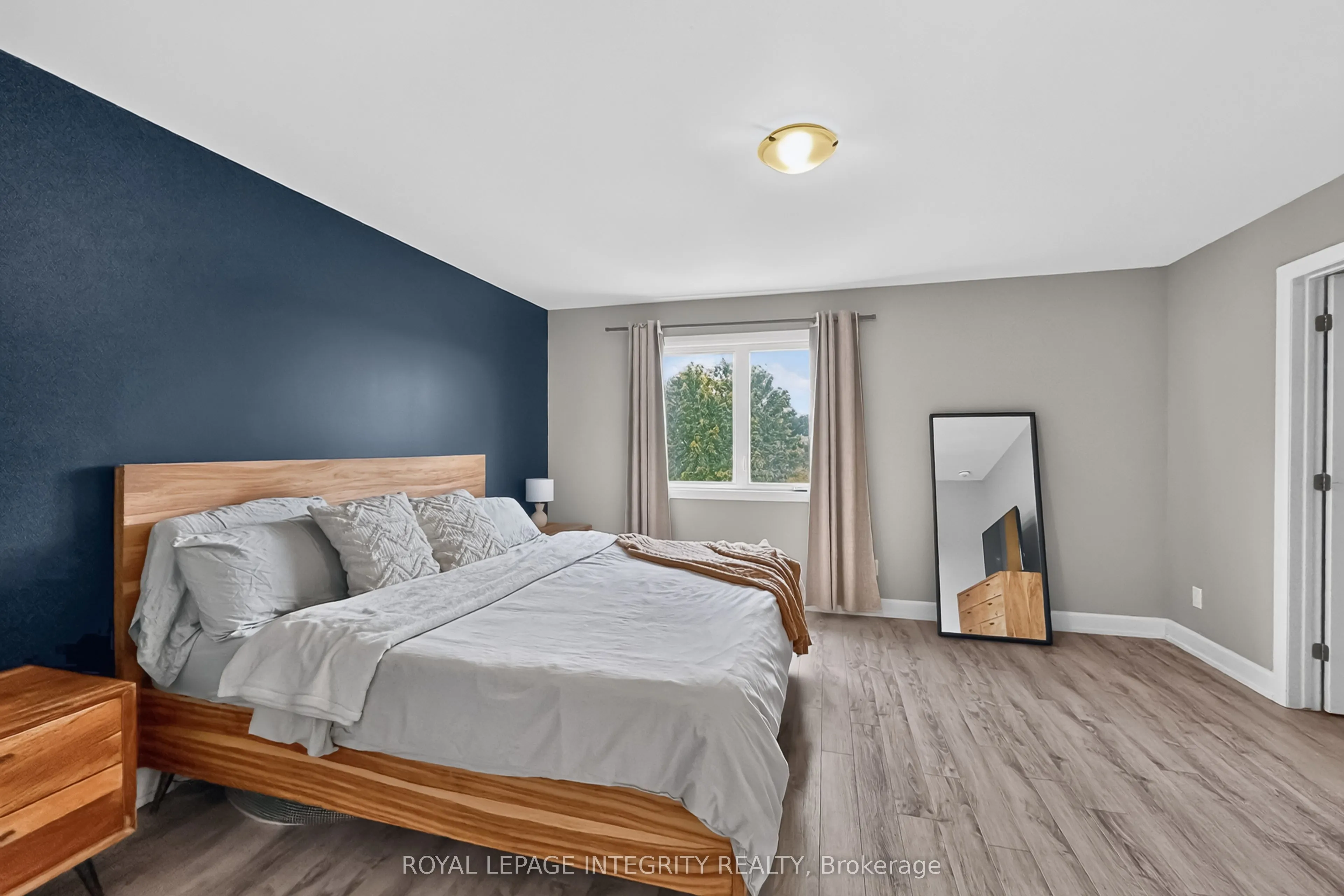 198 Bourdeau Boulevard