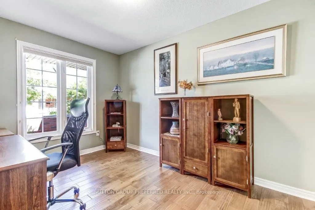 464 Commissioners Road W #3
