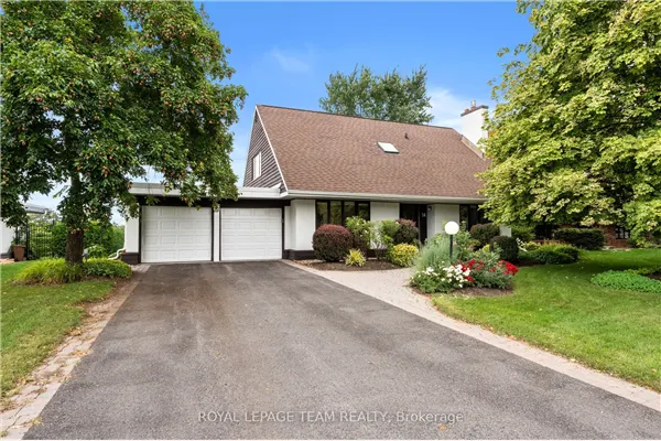 14 Lismer Crescent