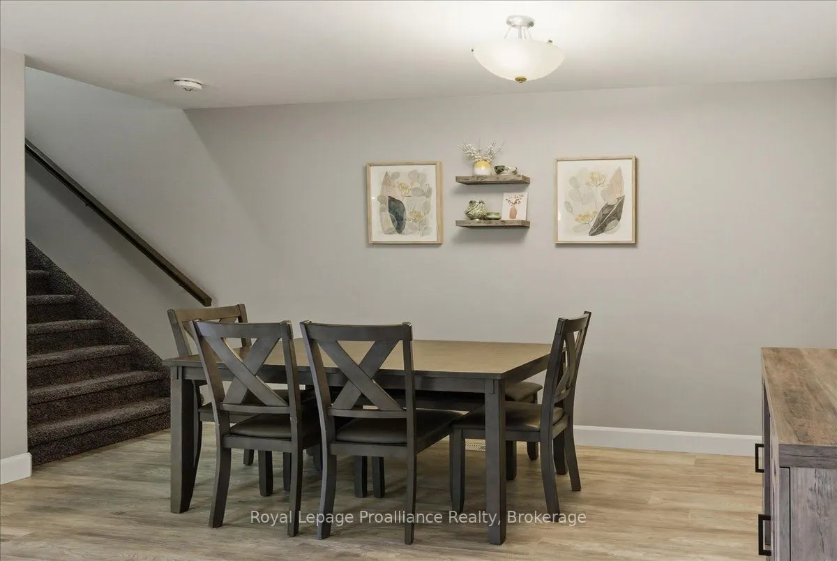 31 Dewal Place