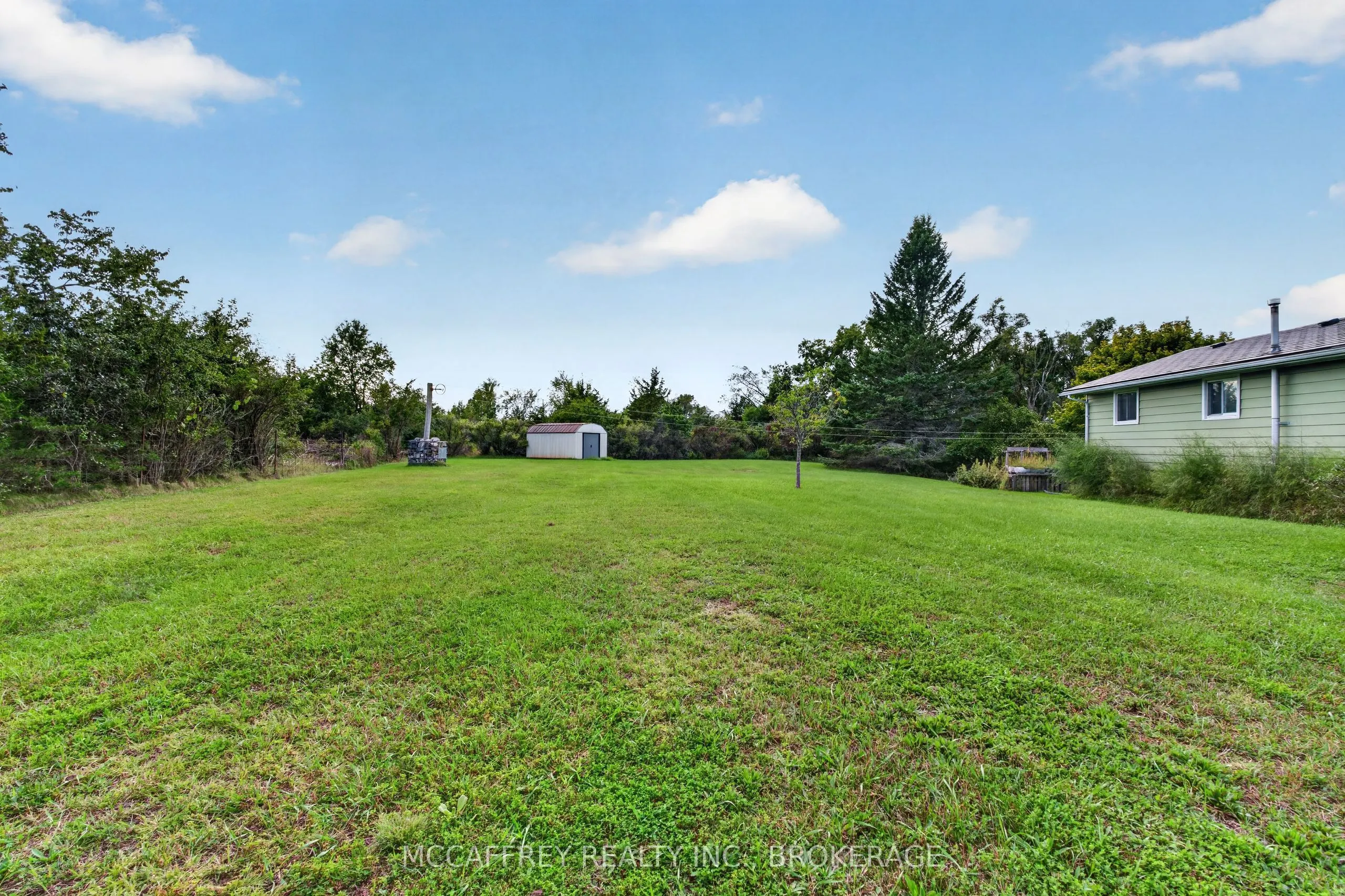 2572 County Rd 1 E
