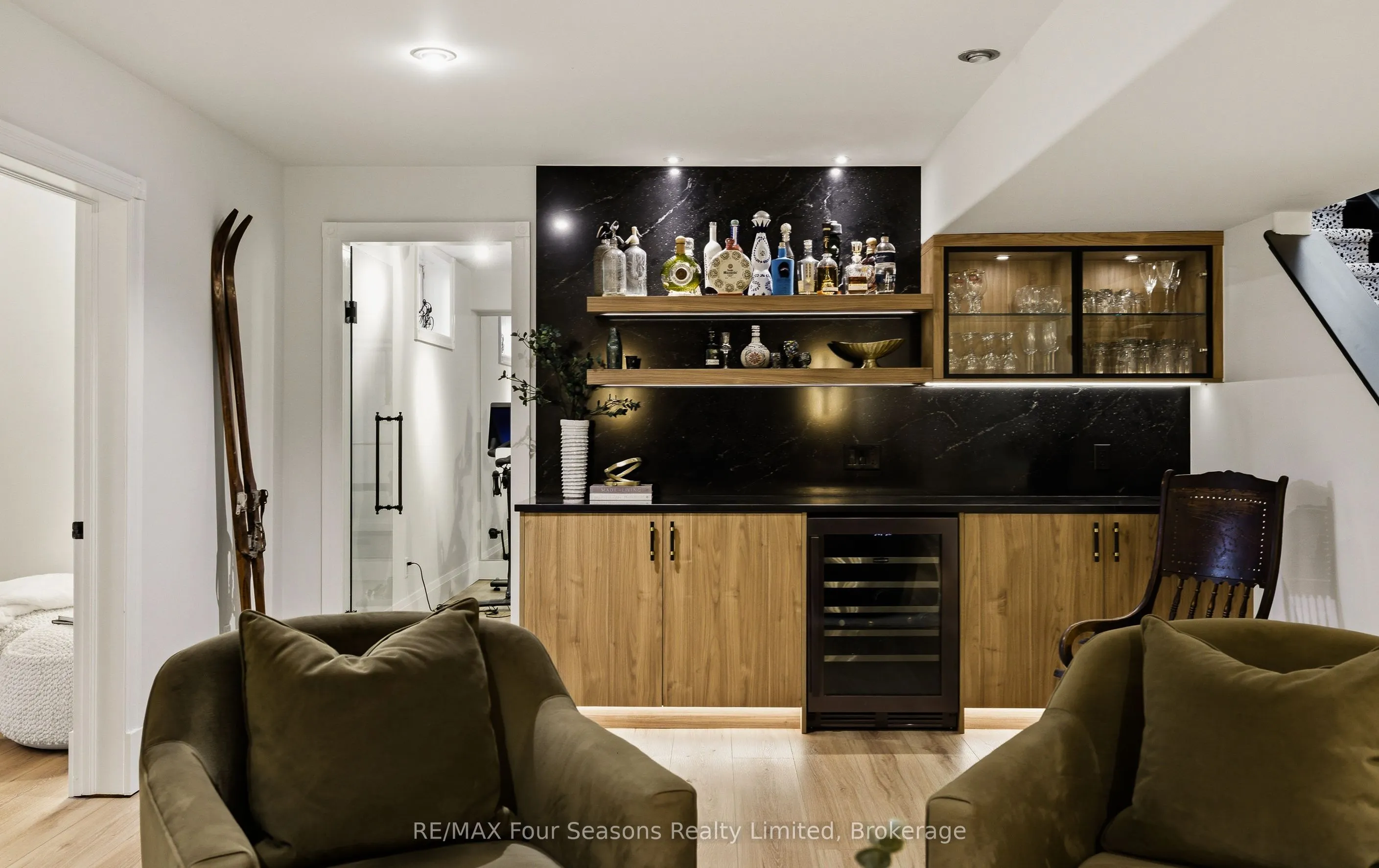 108 George Mcrae Road W