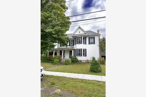 52 Beach Avenue