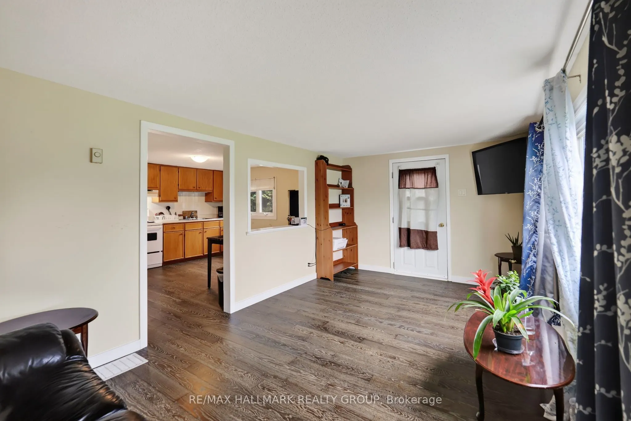 3649 Navan Road