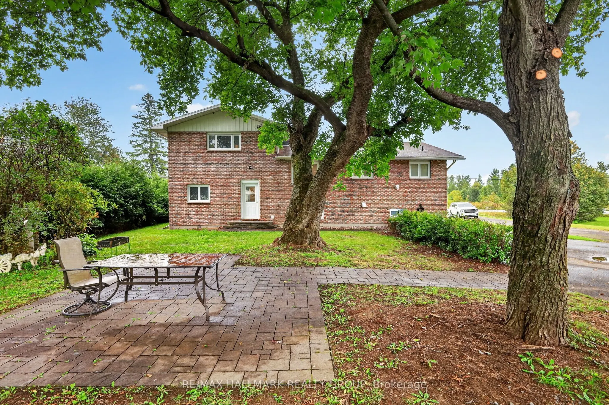 3649 Navan Road