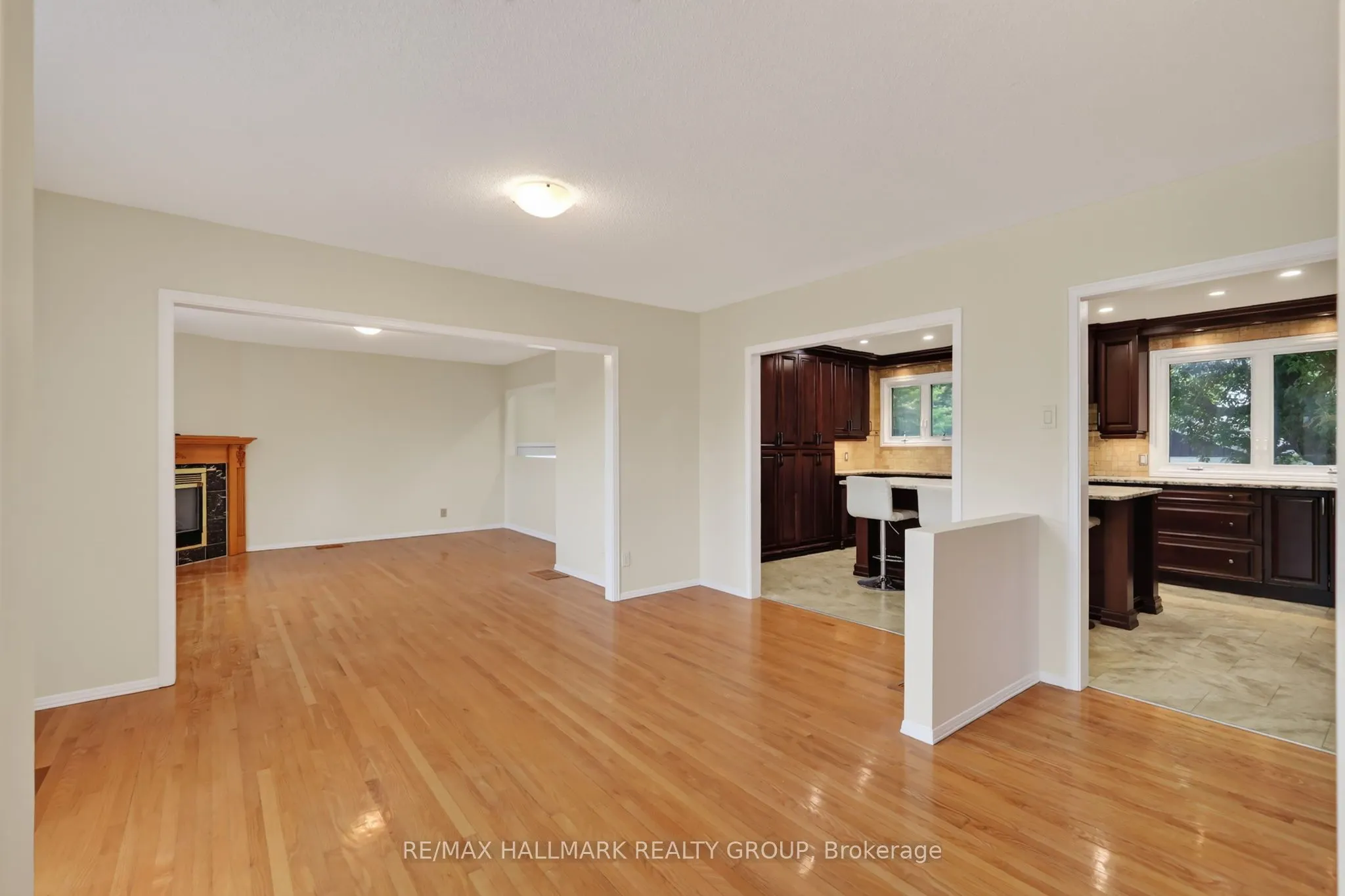 3649 Navan Road