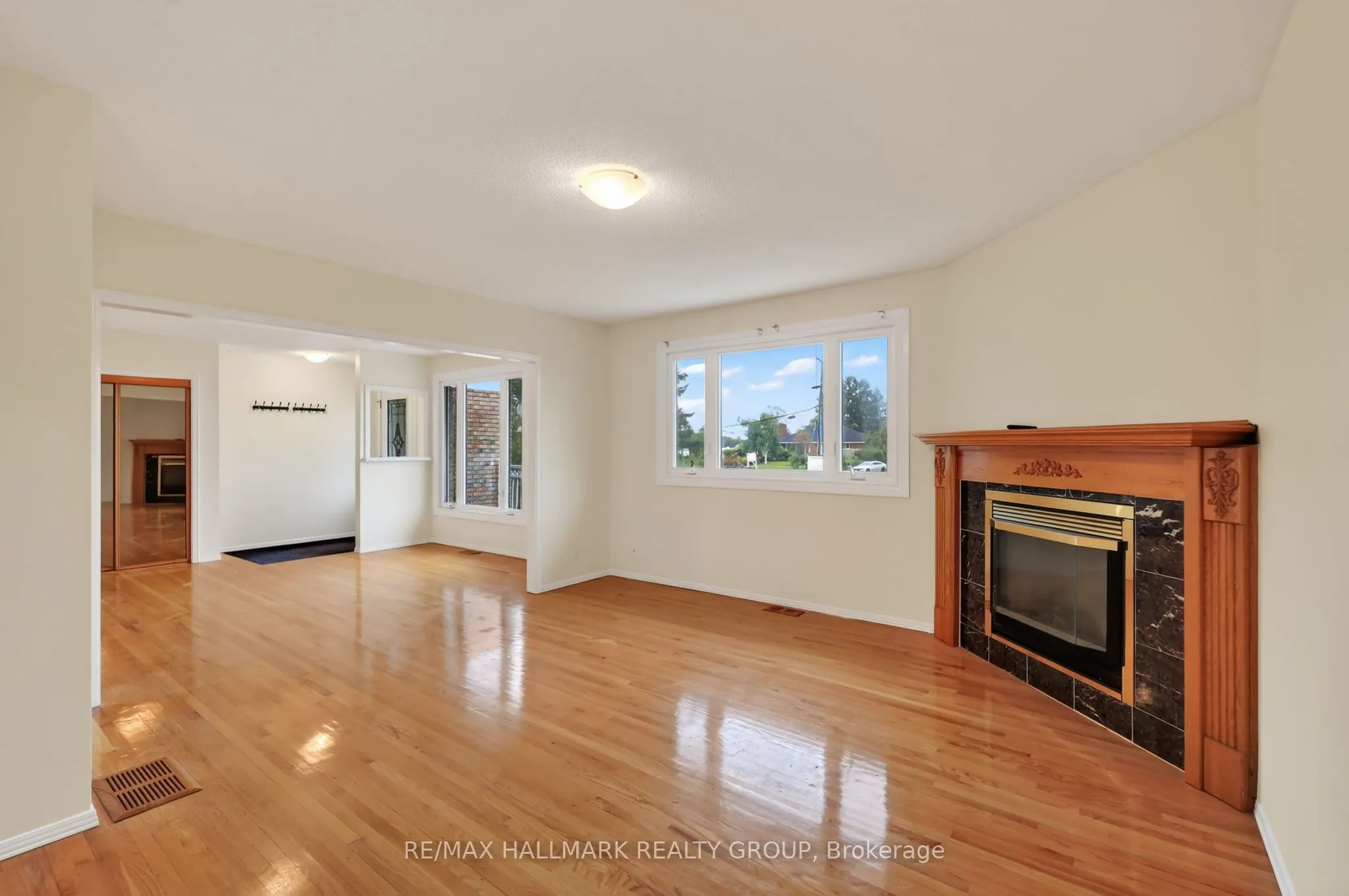 3649 Navan Road