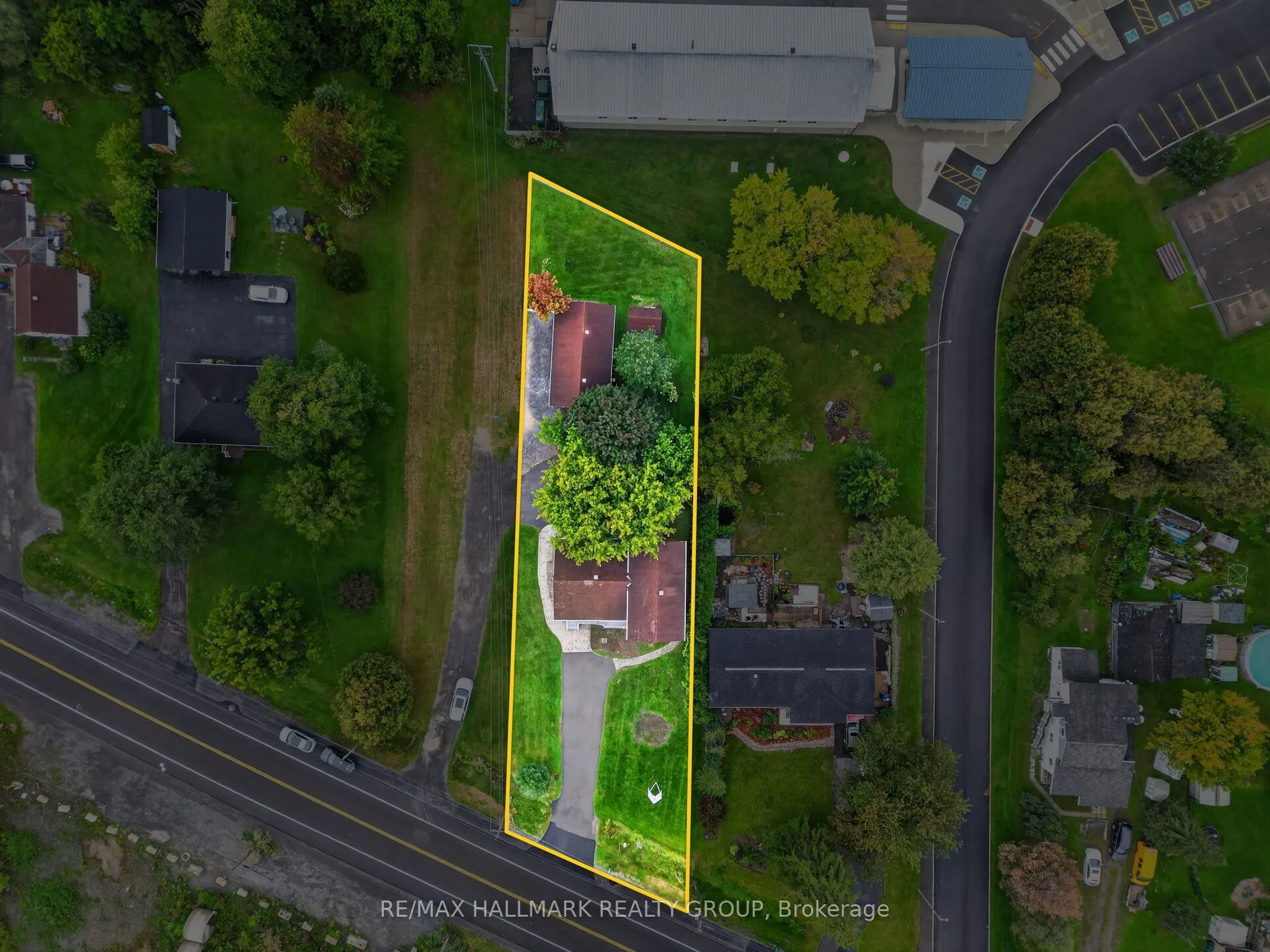 3649 Navan Road