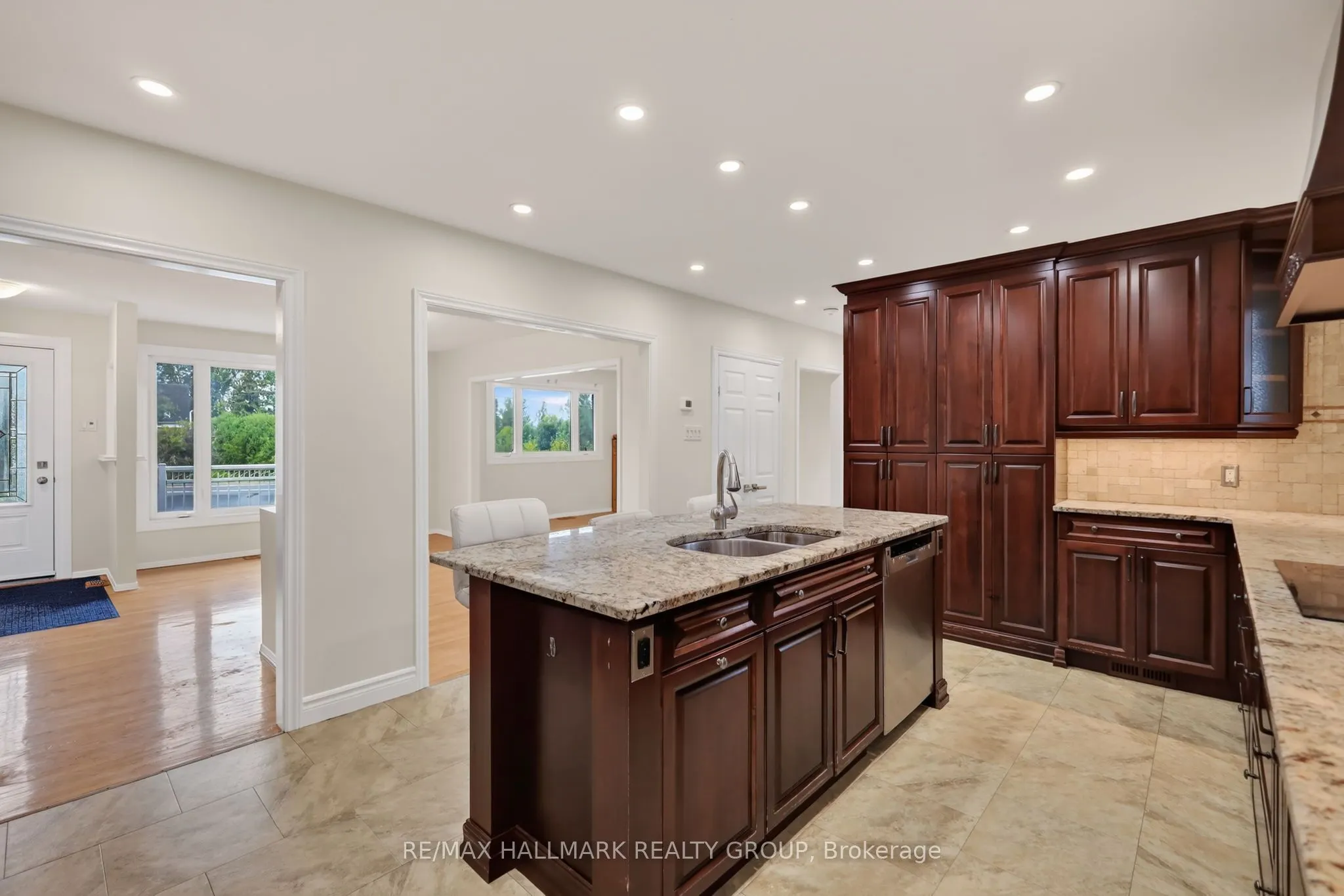 3649 Navan Road