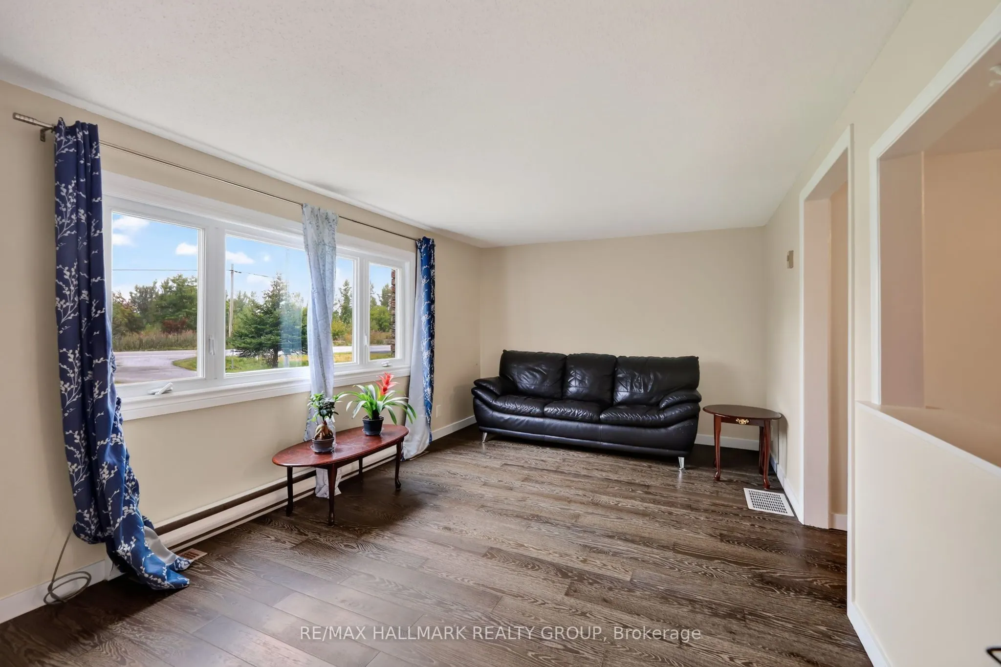 3649 Navan Road