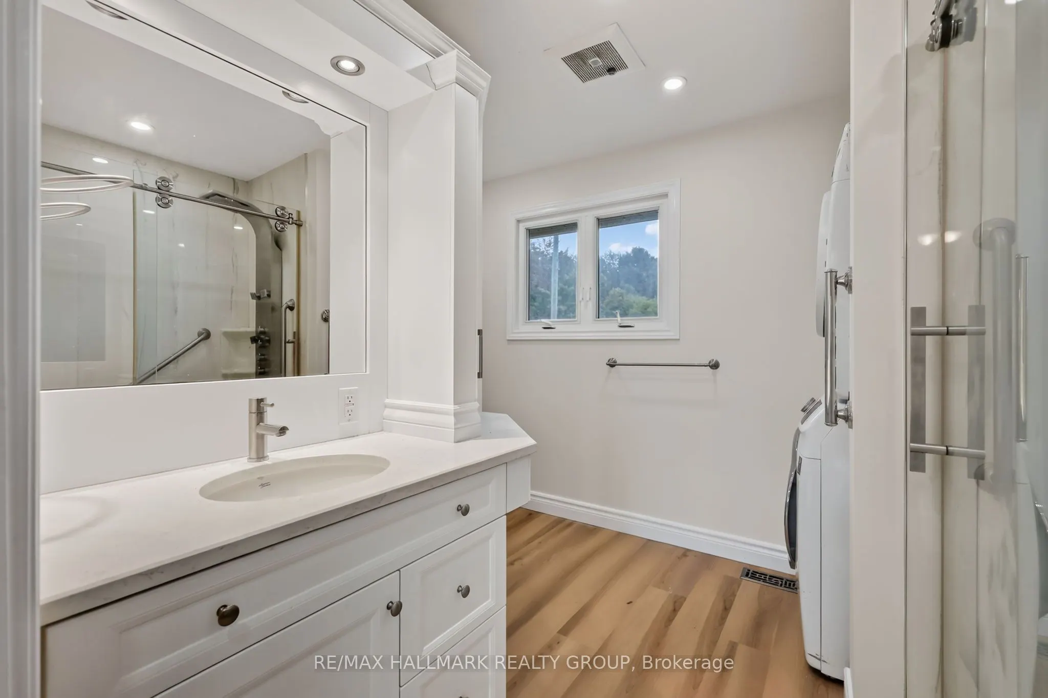 3649 Navan Road
