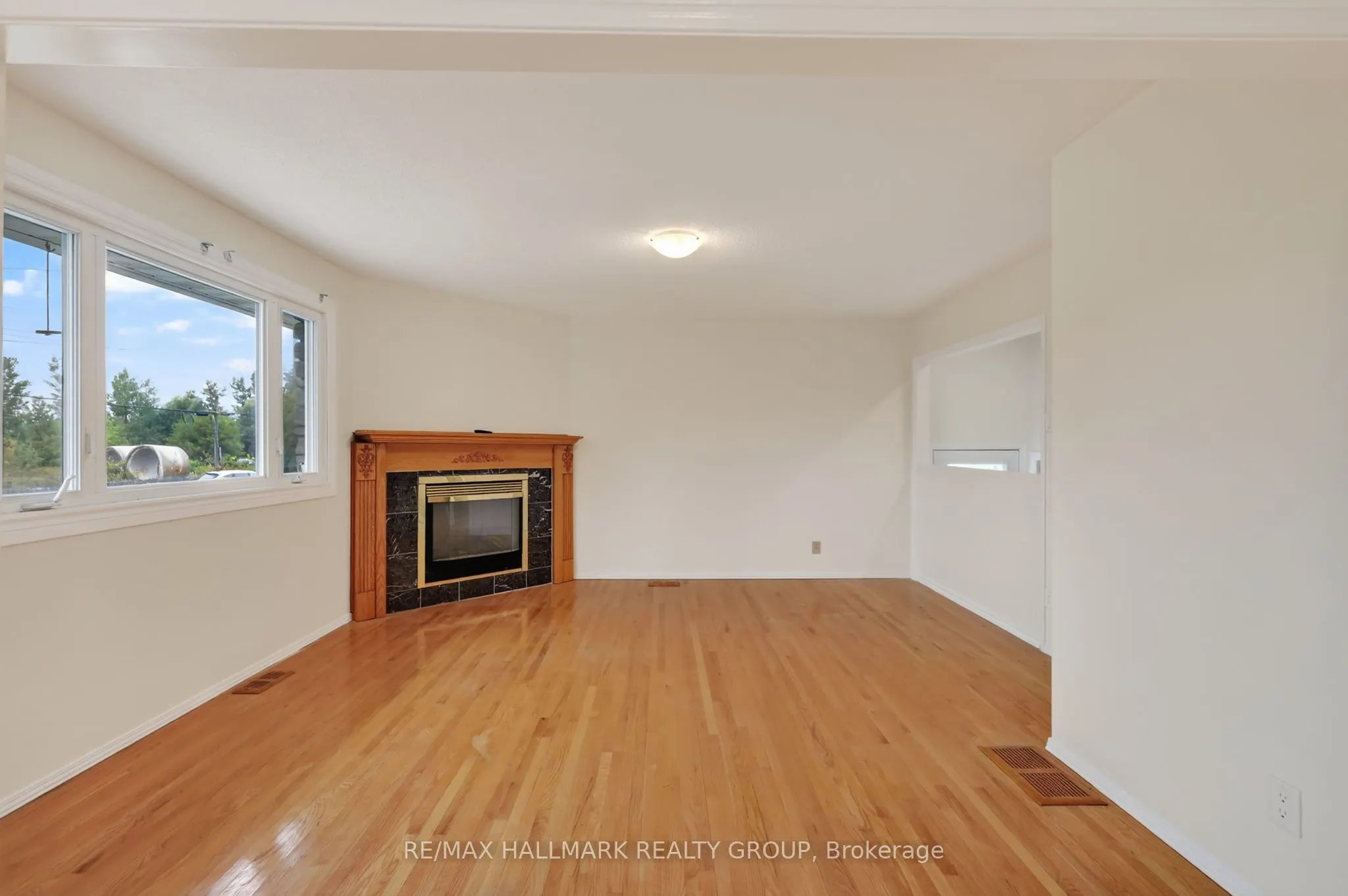 3649 Navan Road