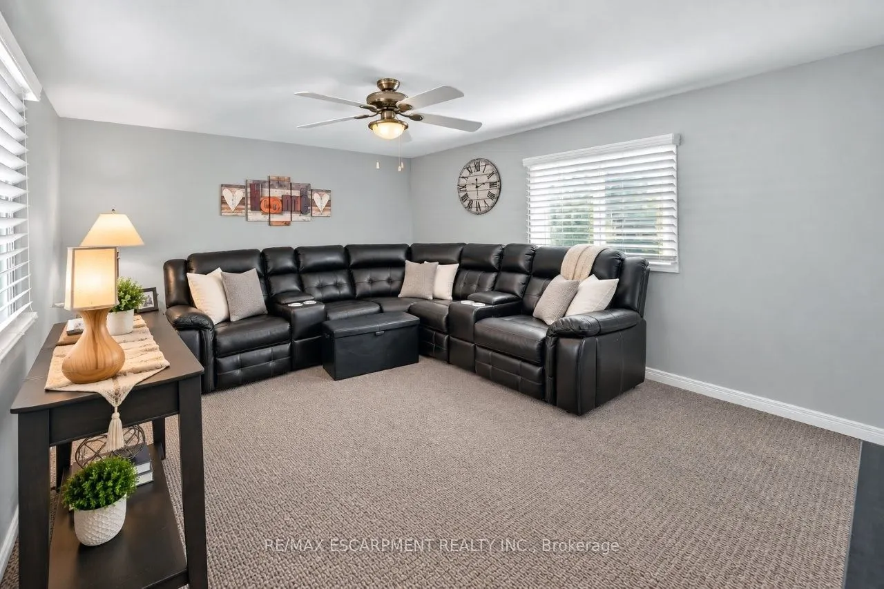 4422 Timothy Lane