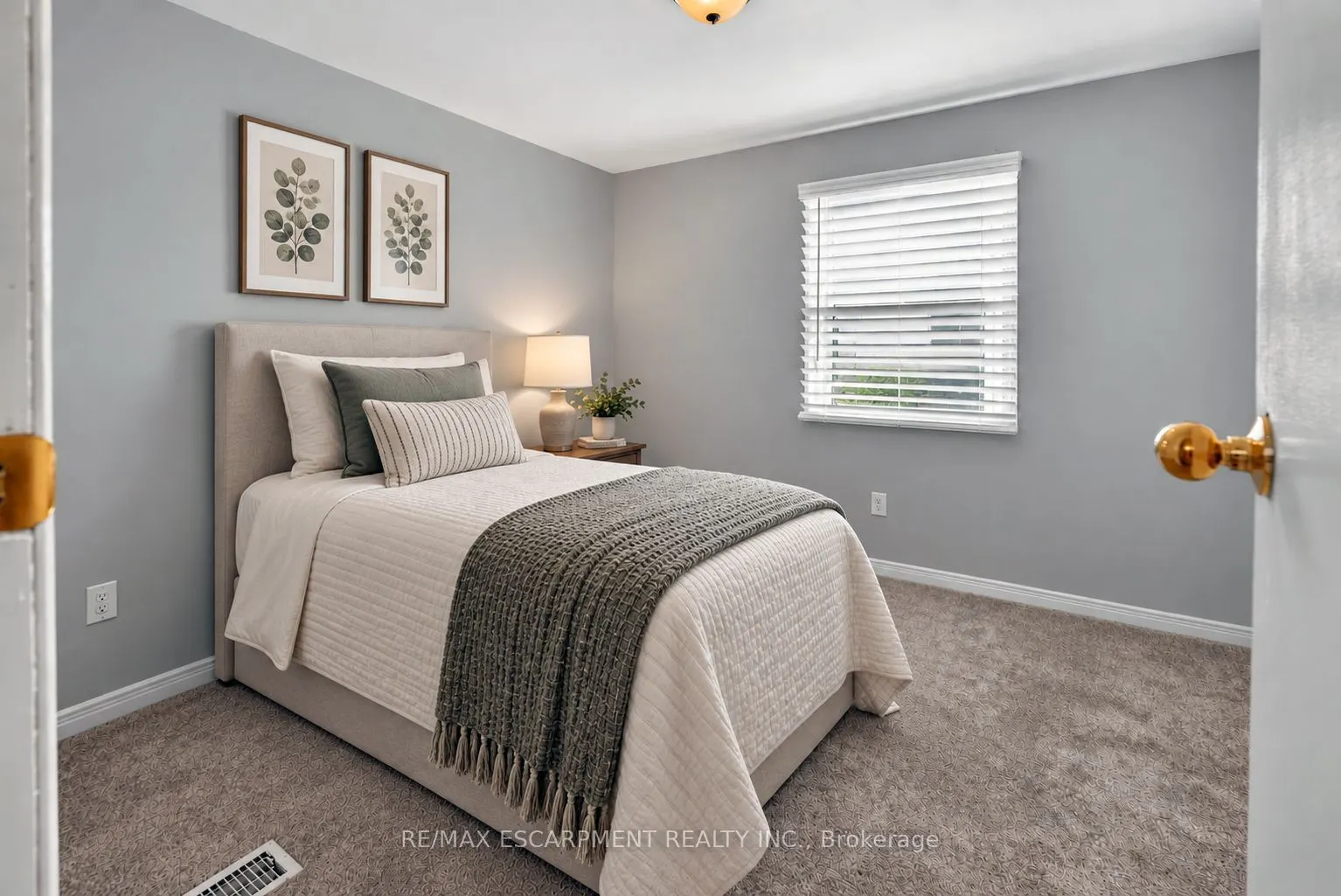 4422 Timothy Lane