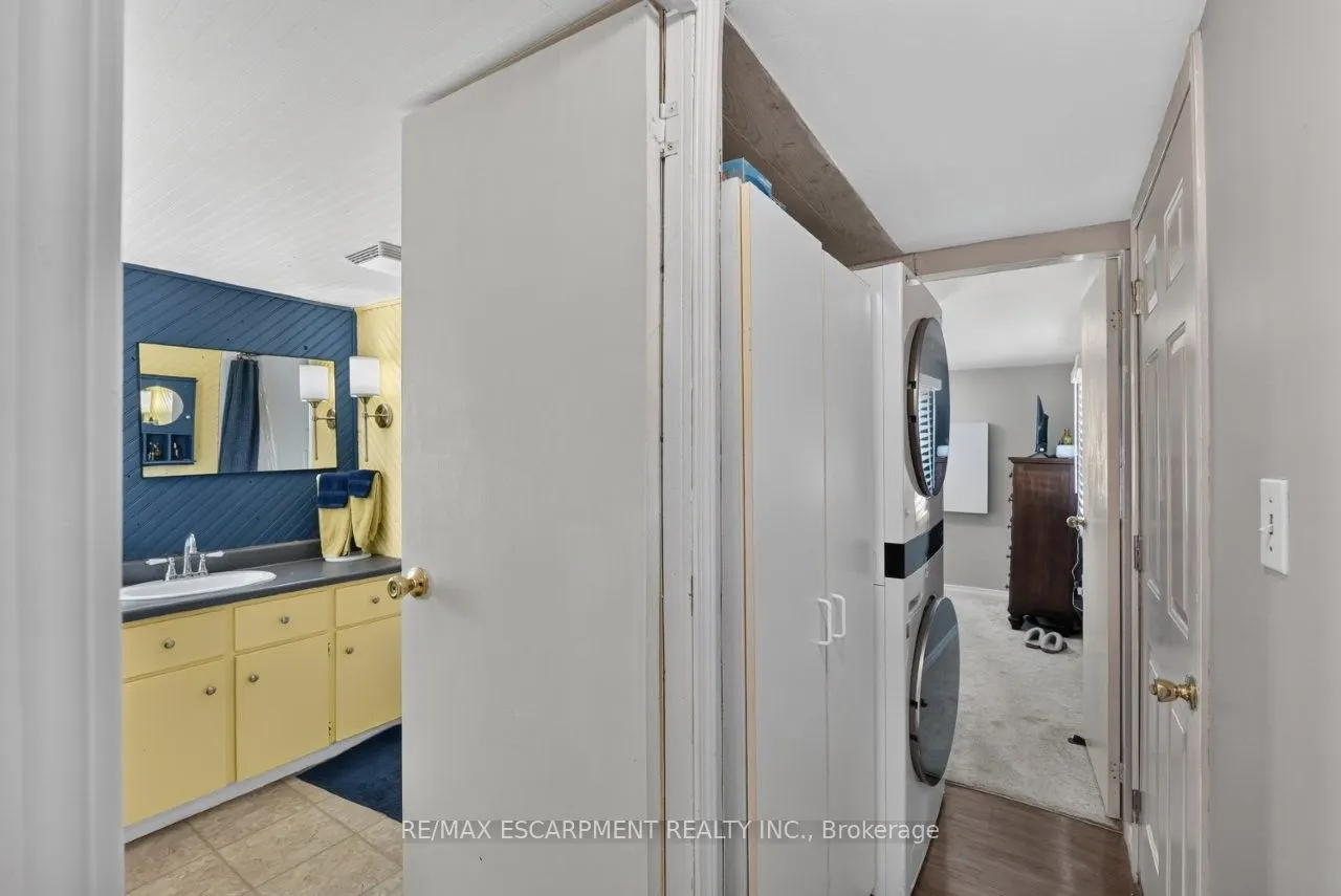 4422 Timothy Lane