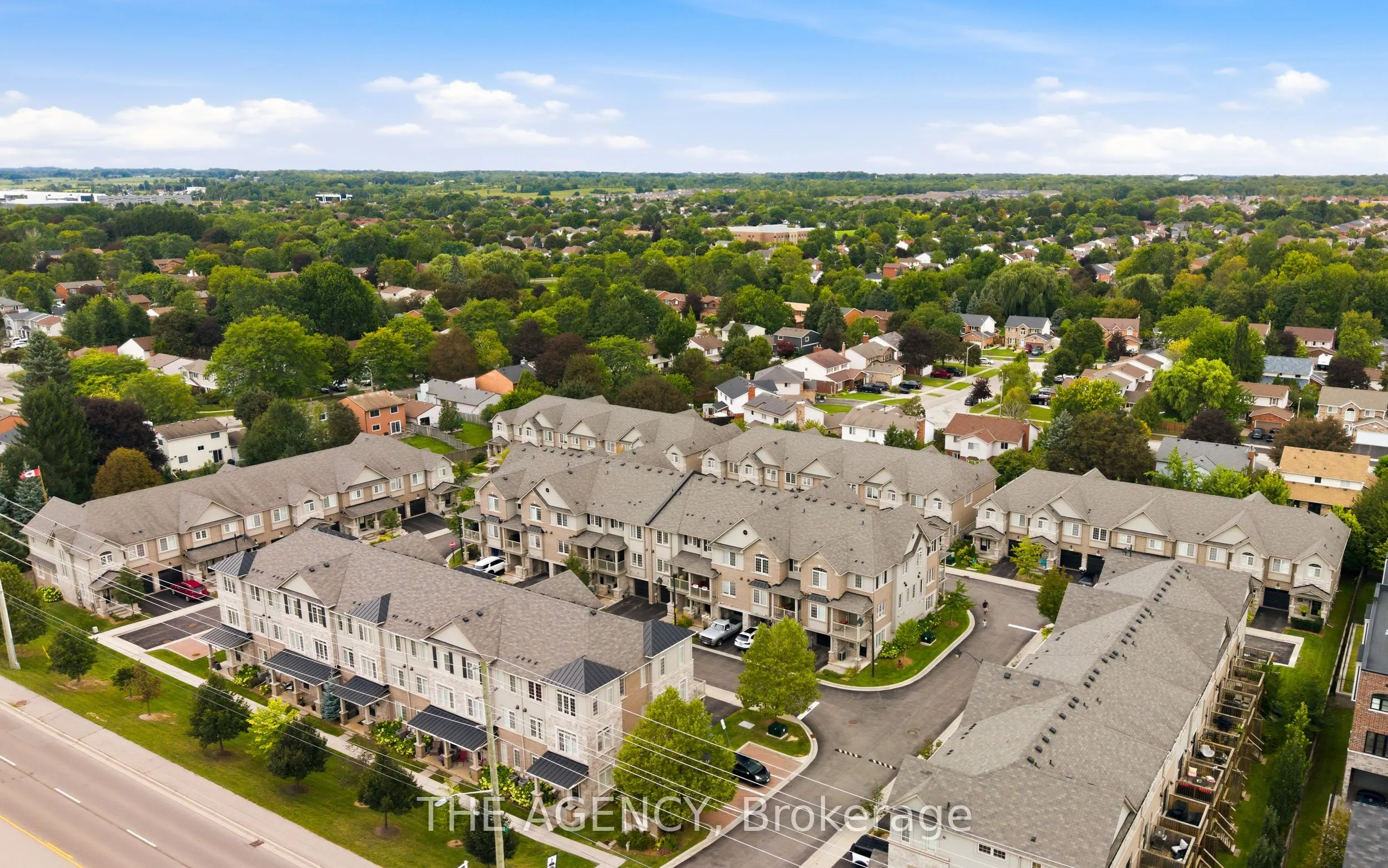 215 Dundas Street E #19