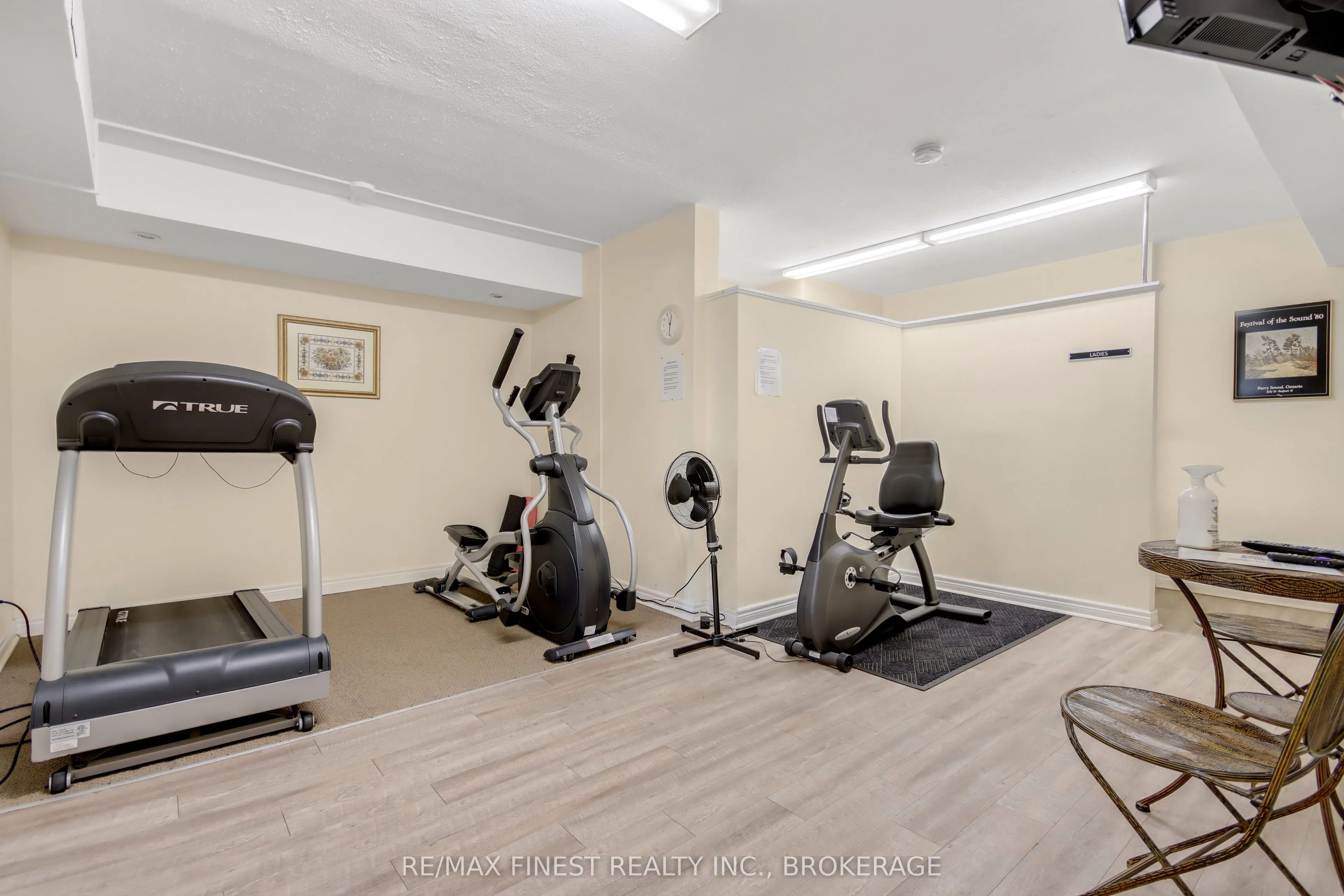 2 Mowat Avenue #206
