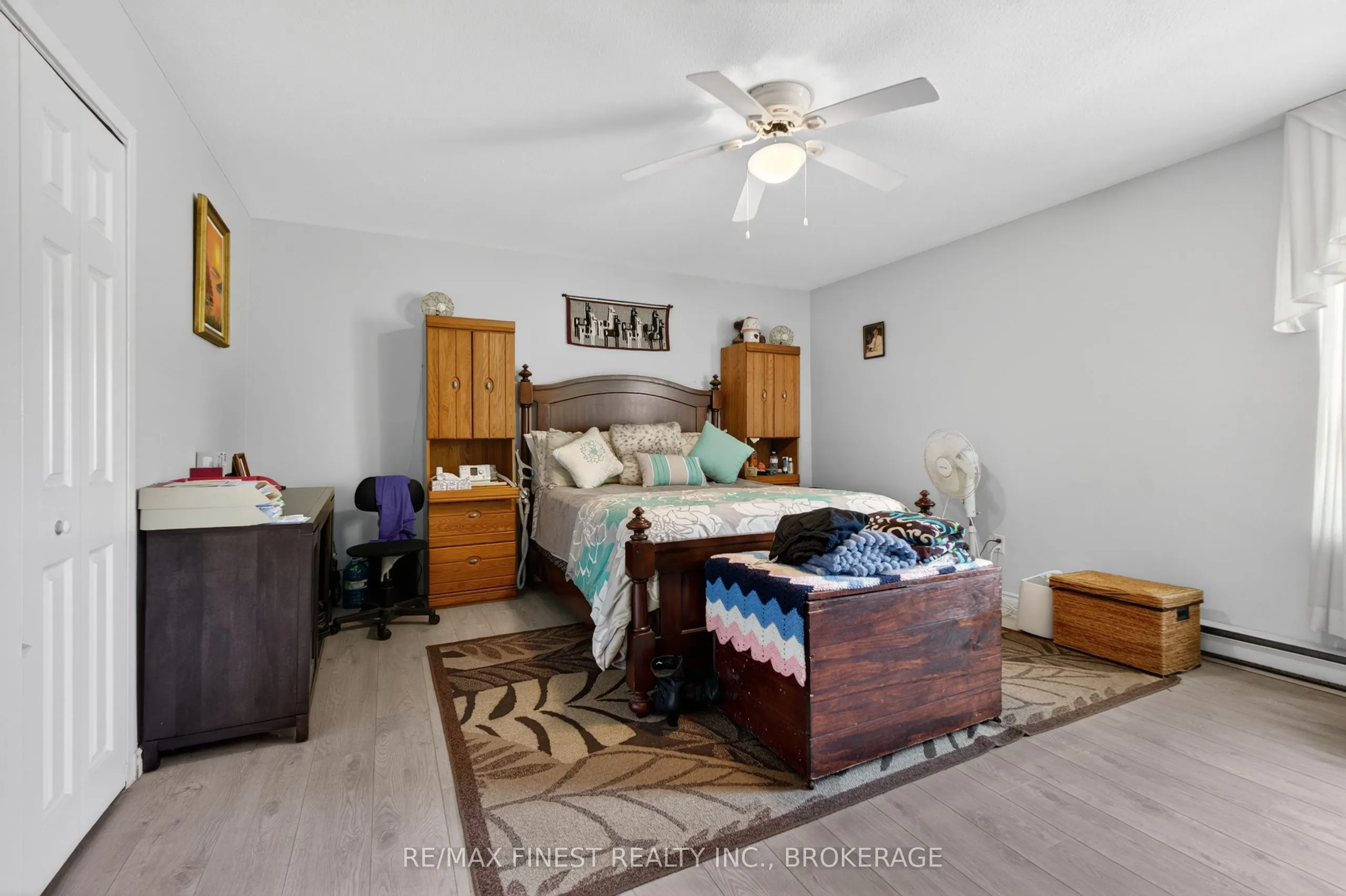 2 Mowat Avenue #206