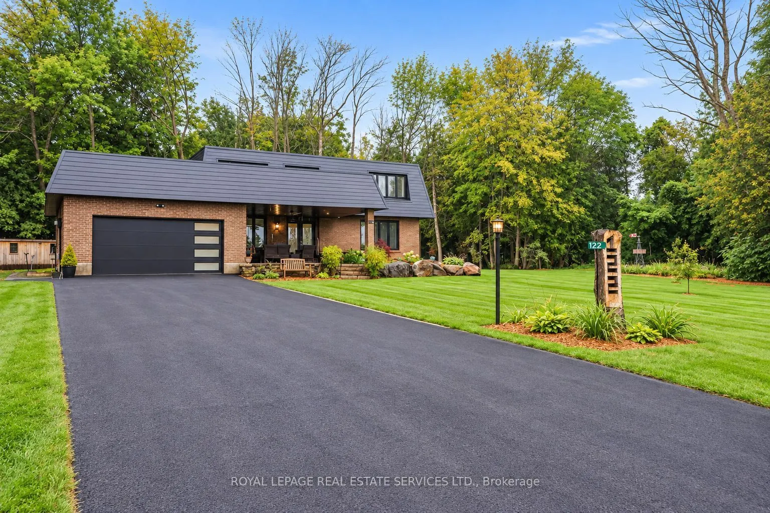 122 Algonquin Drive