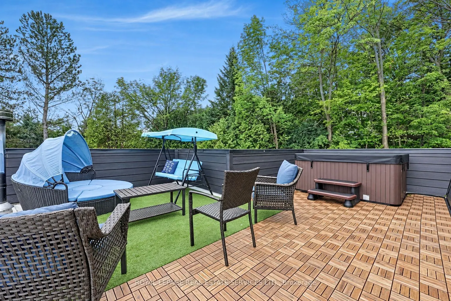 122 Algonquin Drive