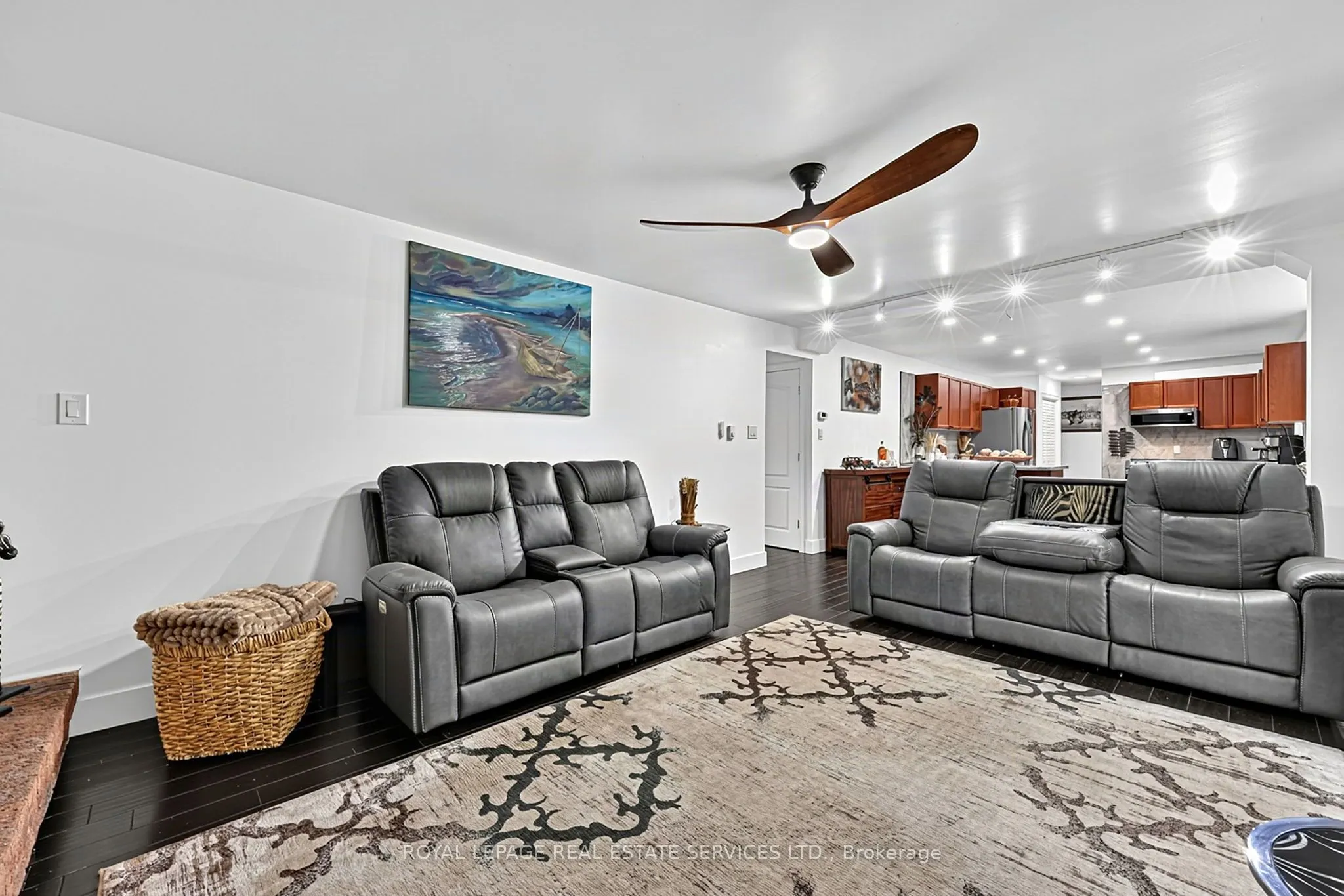 122 Algonquin Drive