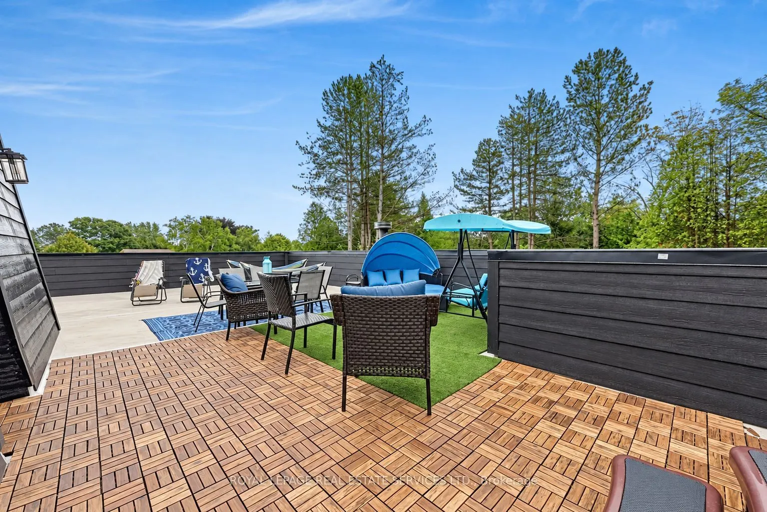 122 Algonquin Drive