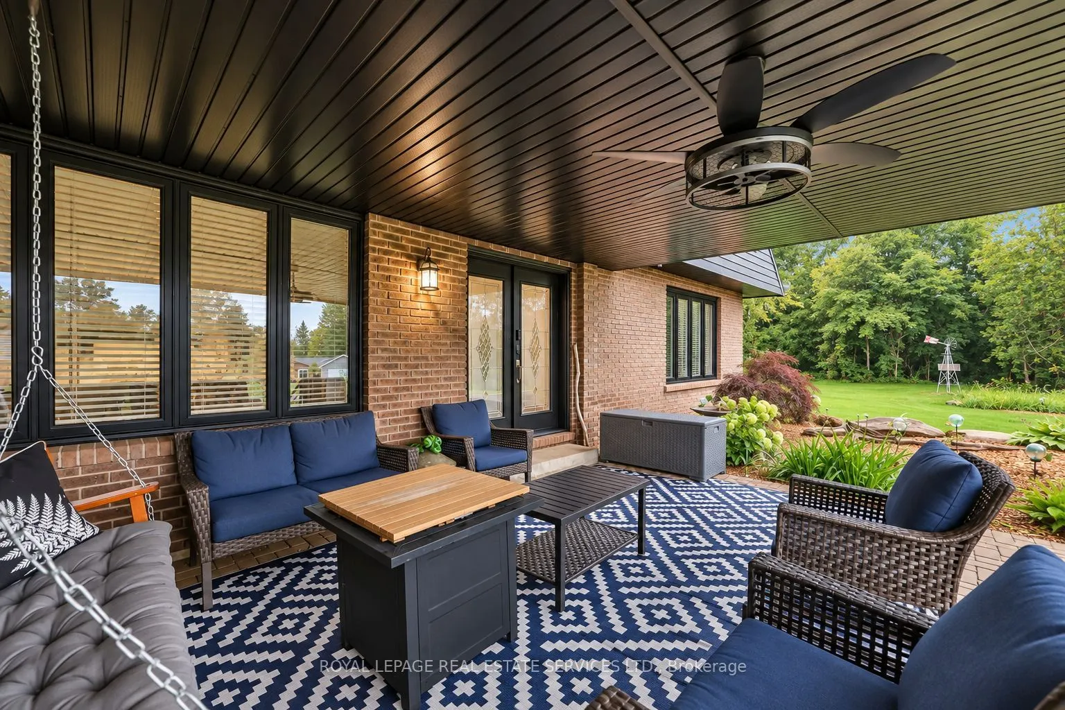 122 Algonquin Drive