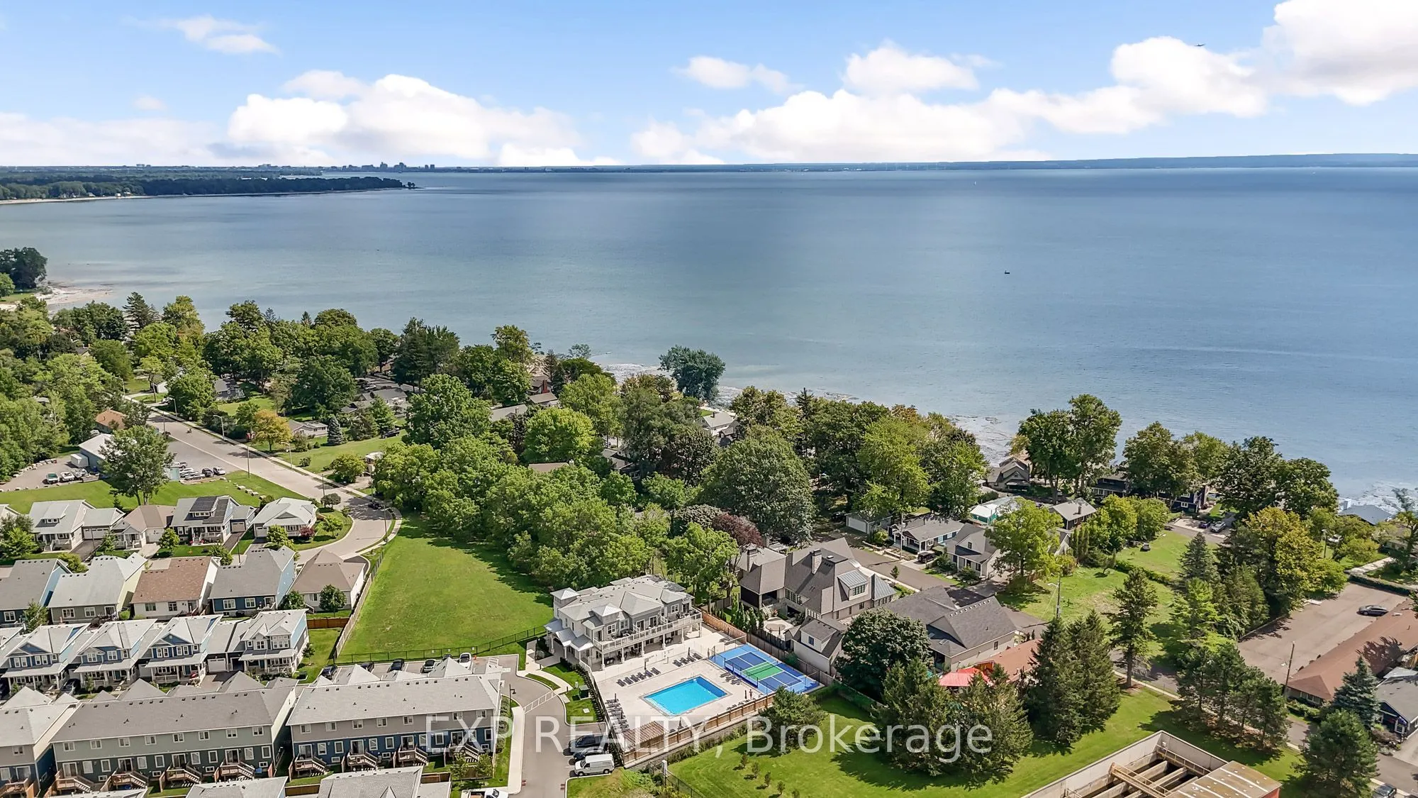 29 Cyclone Way E #2